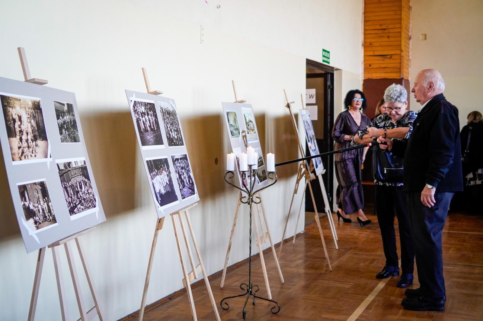 Zdjęcie w galerii na portalu naszraciborz.pl: 100 lat Szkoły Podstawowej nr 14 w Raciborzu Markowicach wiadomości z regionu