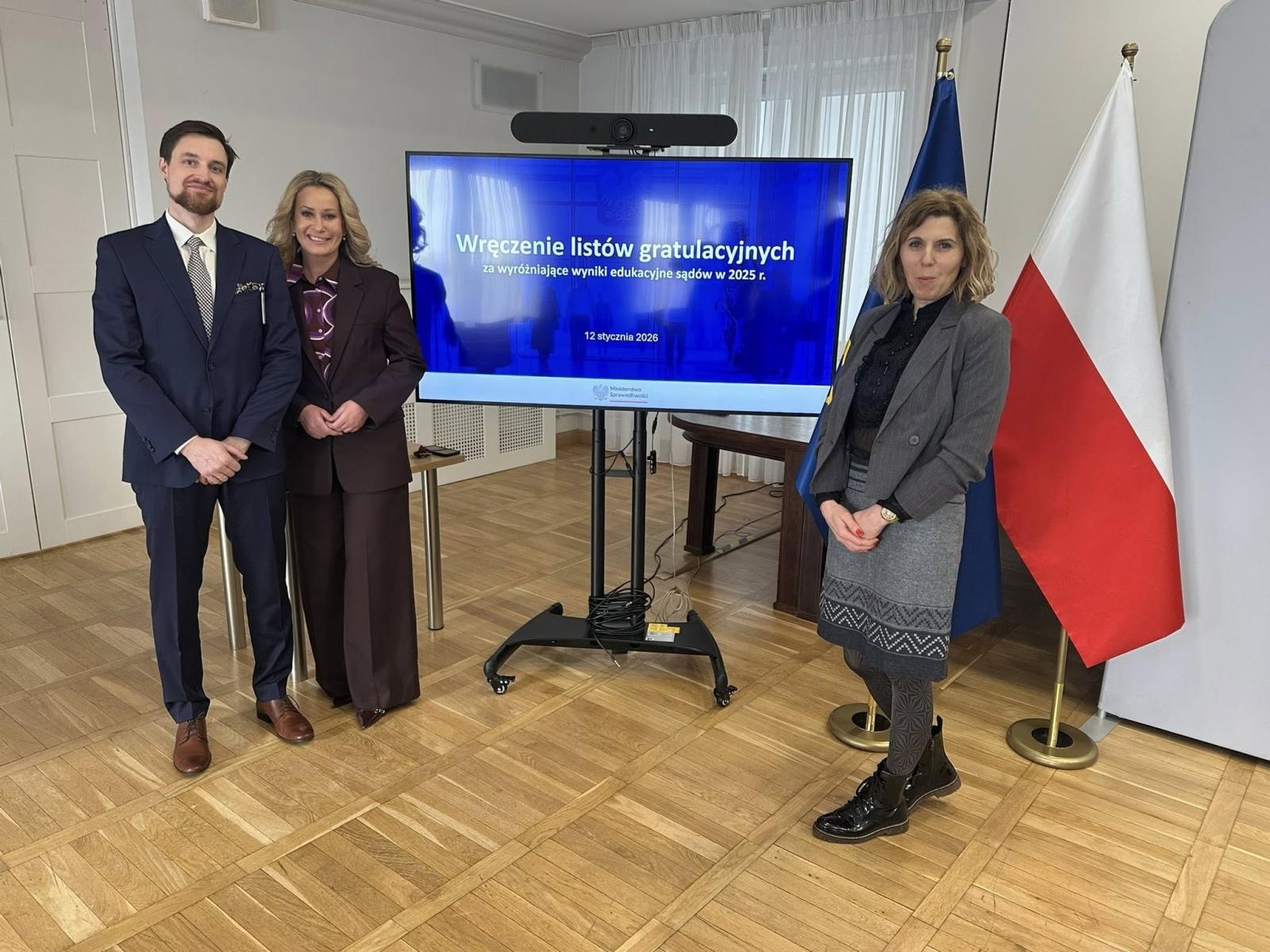 Zdjęcie w galerii na portalu naszraciborz.pl: Sąd Rejonowy w Raciborzu w czołówce edukacji prawnej w Polsce wiadomości z regionu