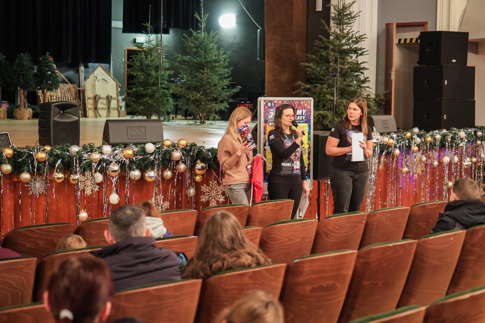 Zdjęcie w galerii na portalu naszraciborz.pl: Blisko 120 raciborskich wolontariuszy gotowych do kwestowania wiadomości z regionu