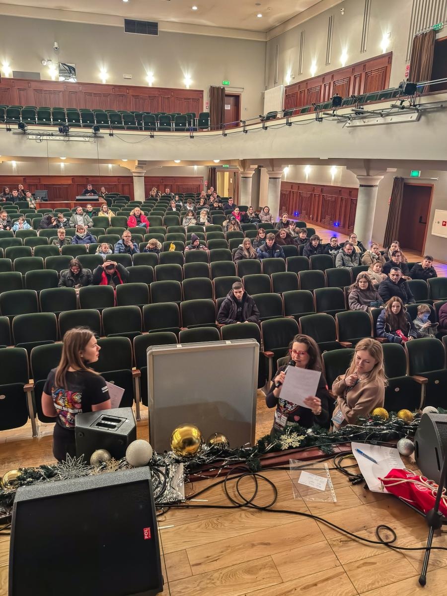 Zdjęcie w galerii na portalu naszraciborz.pl: Blisko 120 raciborskich wolontariuszy gotowych do kwestowania wiadomości z regionu