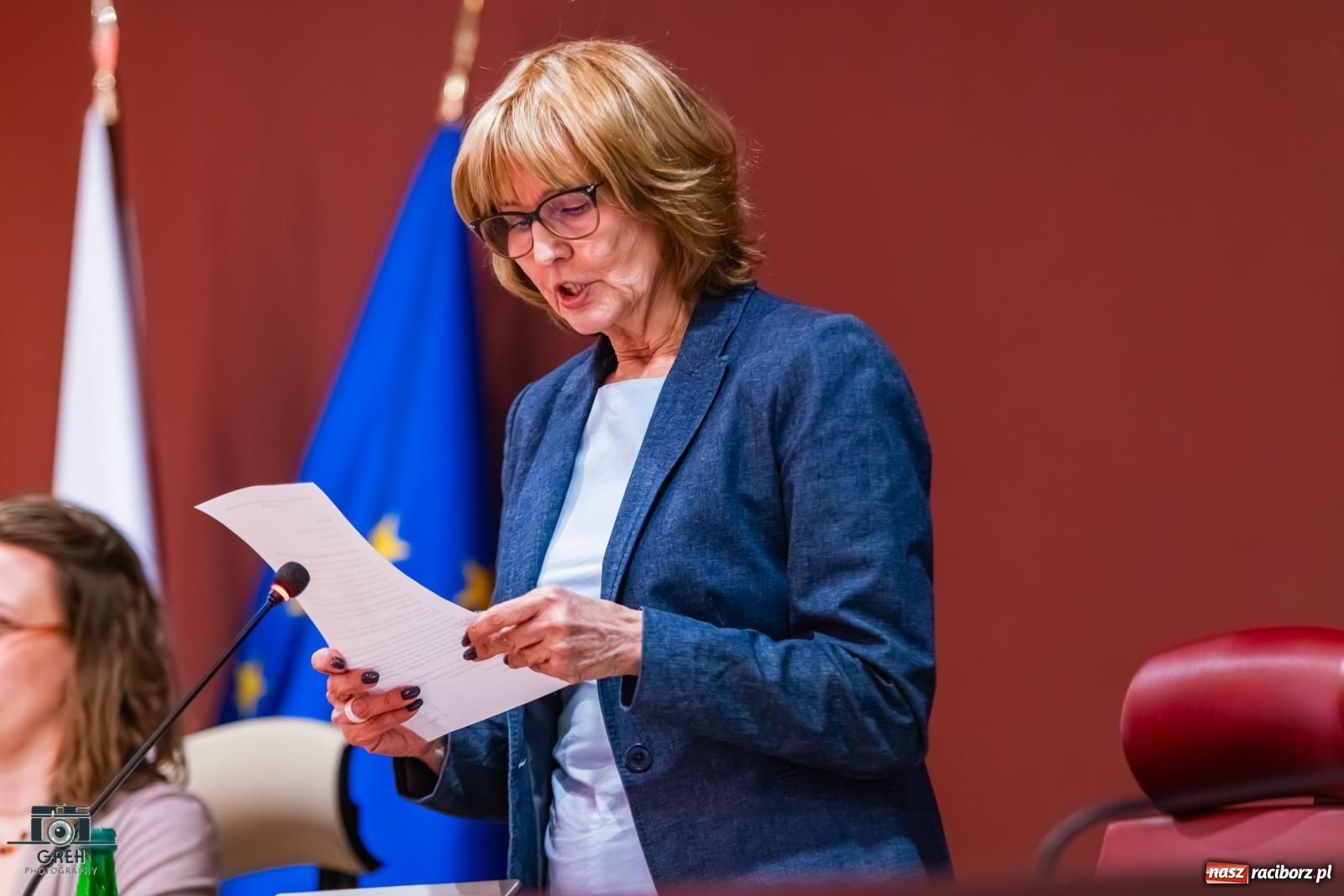 Zdjęcie w galerii na portalu naszraciborz.pl: Burzliwa debata o reformie raciborskiej oświaty: nauczyciele, rodzice, władze i radni w ostrym starciu wiadomości z regionu