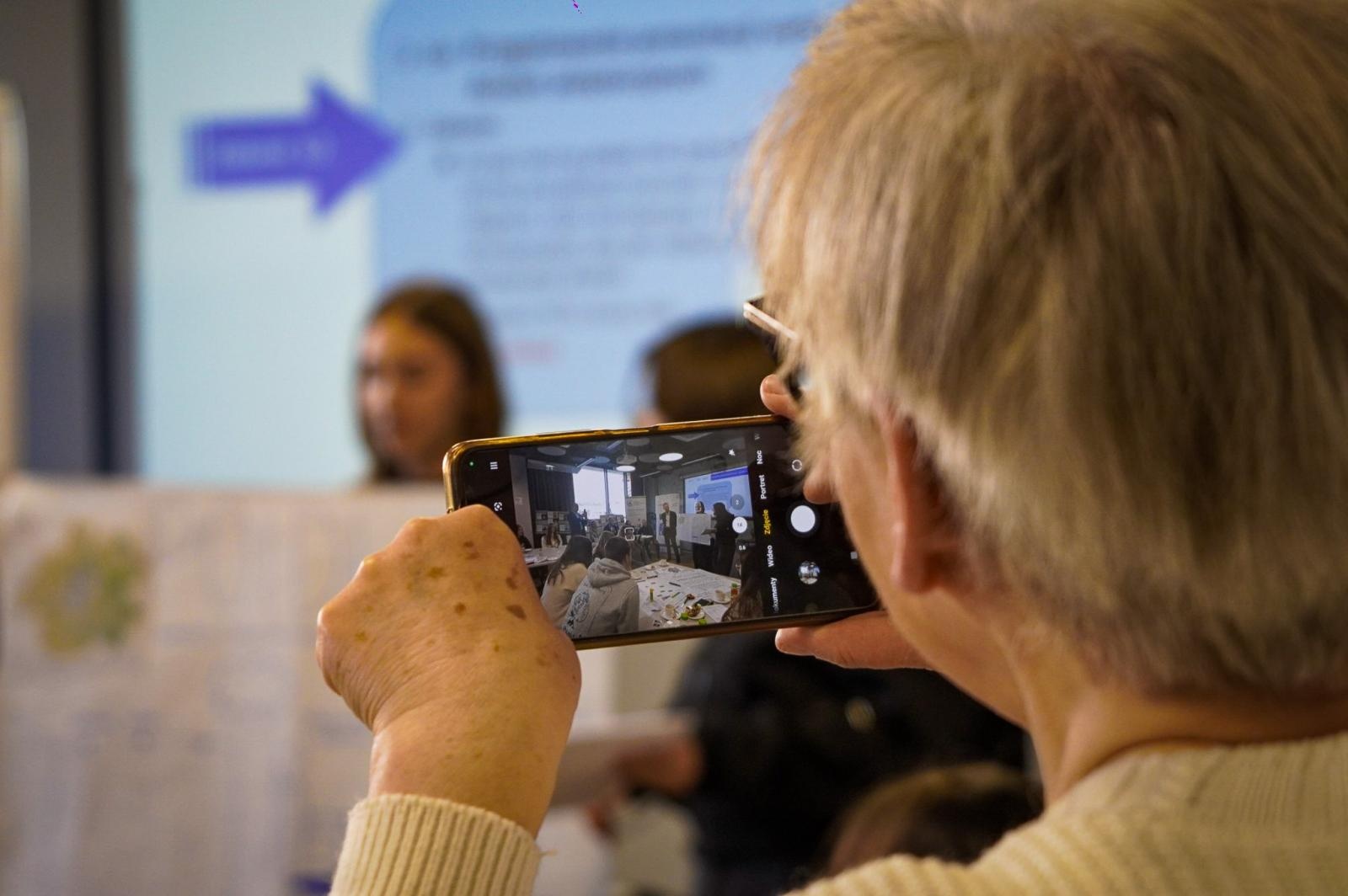 Zdjęcie w galerii na portalu naszraciborz.pl: Warsztaty adaptacji do zmian klimatu w Raciborzu. Miejski plan wchodzi w fazę konkretnych rozwiązań wiadomości z regionu