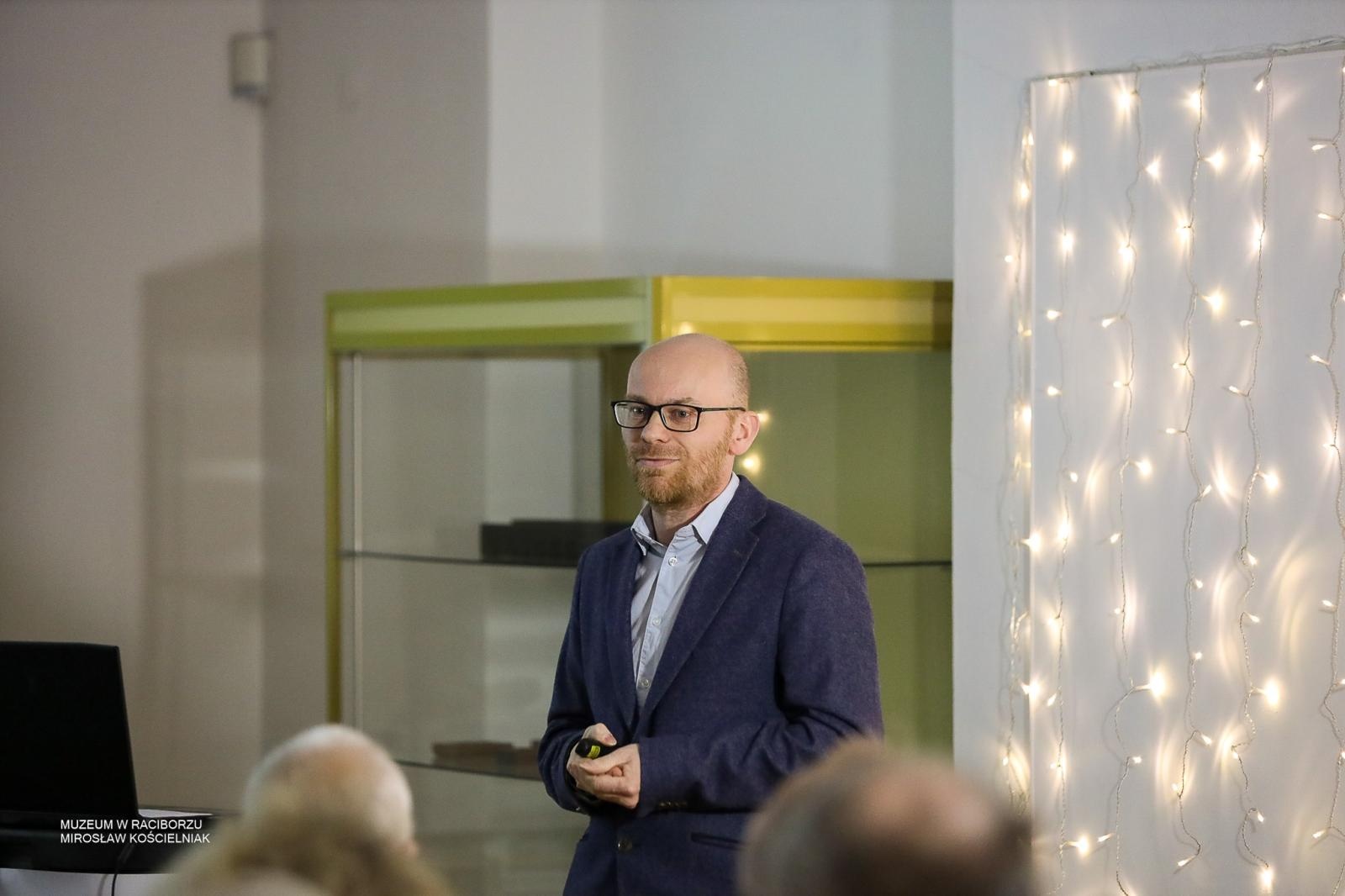 Zdjęcie w galerii na portalu naszraciborz.pl: Tajemnice kamienicy przy ul. Chopina 12. Muzeum odsłoniło podziemny Racibórz wiadomości z regionu