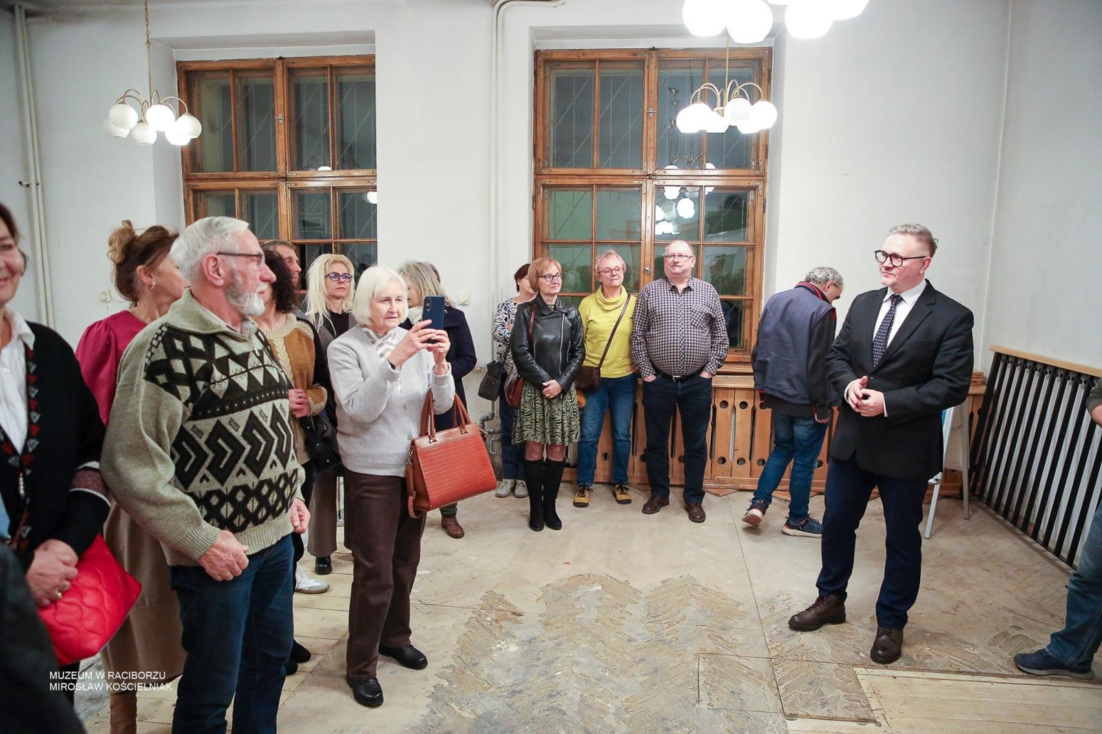 Zdjęcie w galerii na portalu naszraciborz.pl: Tajemnice kamienicy przy ul. Chopina 12. Muzeum odsłoniło podziemny Racibórz wiadomości z regionu