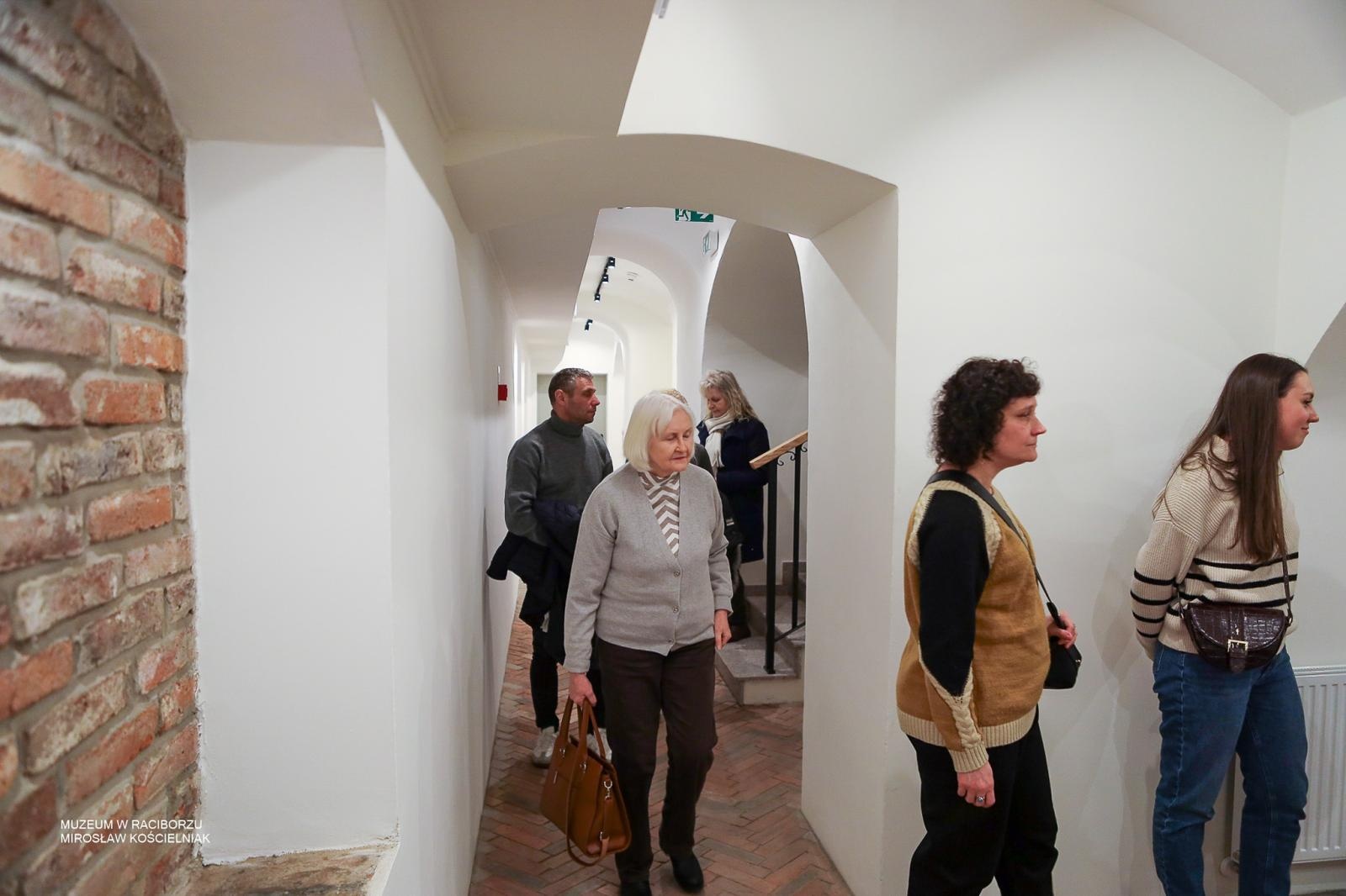 Zdjęcie w galerii na portalu naszraciborz.pl: Tajemnice kamienicy przy ul. Chopina 12. Muzeum odsłoniło podziemny Racibórz wiadomości z regionu