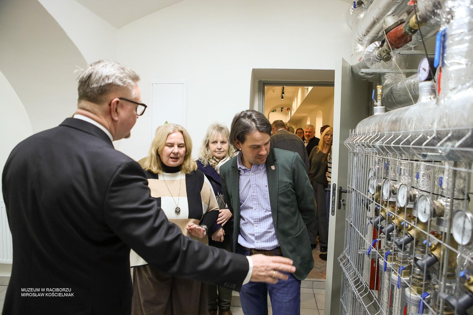 Zdjęcie w galerii na portalu naszraciborz.pl: Tajemnice kamienicy przy ul. Chopina 12. Muzeum odsłoniło podziemny Racibórz wiadomości z regionu