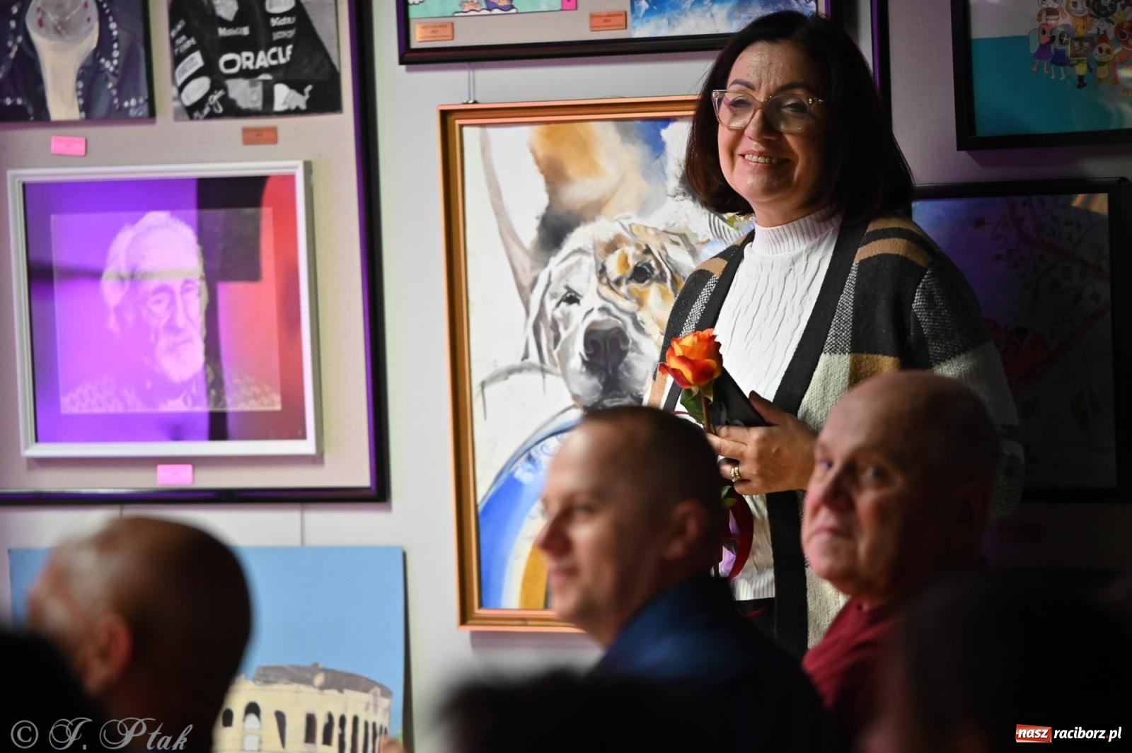 Zdjęcie w galerii na portalu naszraciborz.pl: Spektakl Rodzina w Urban Labie. Premiera grupy teatralnej IRREALIS w Raciborzu wiadomości z regionu