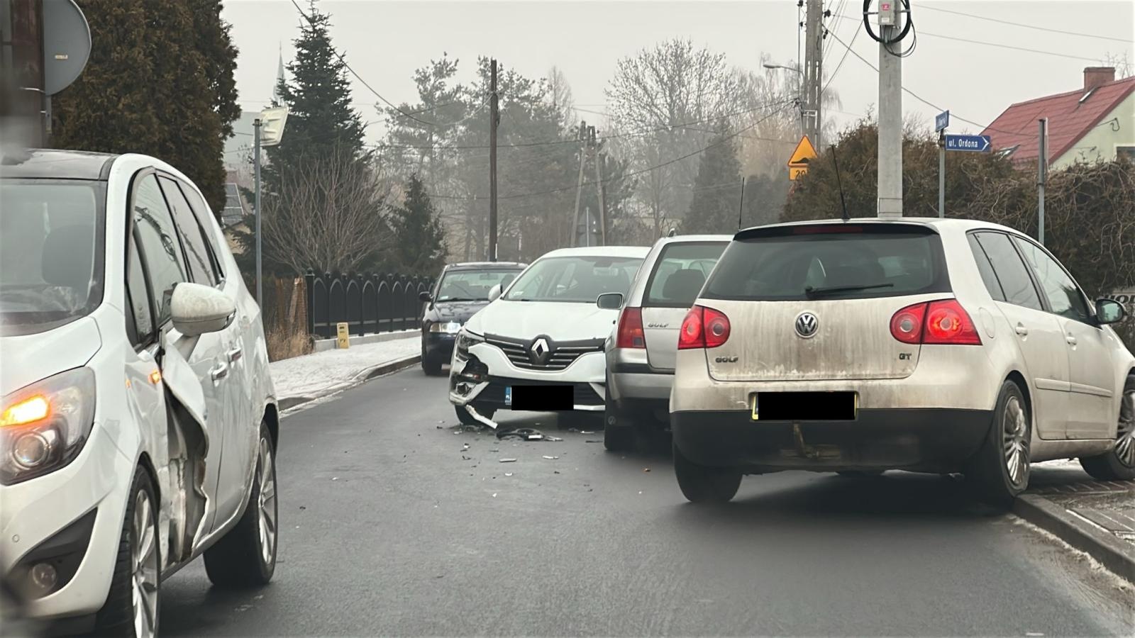 Zdjęcie w galerii na portalu naszraciborz.pl: Dwa zdarzenia w pół godziny. Kolizje na Rybnickiej i Olimpijczyka wiadomości z regionu