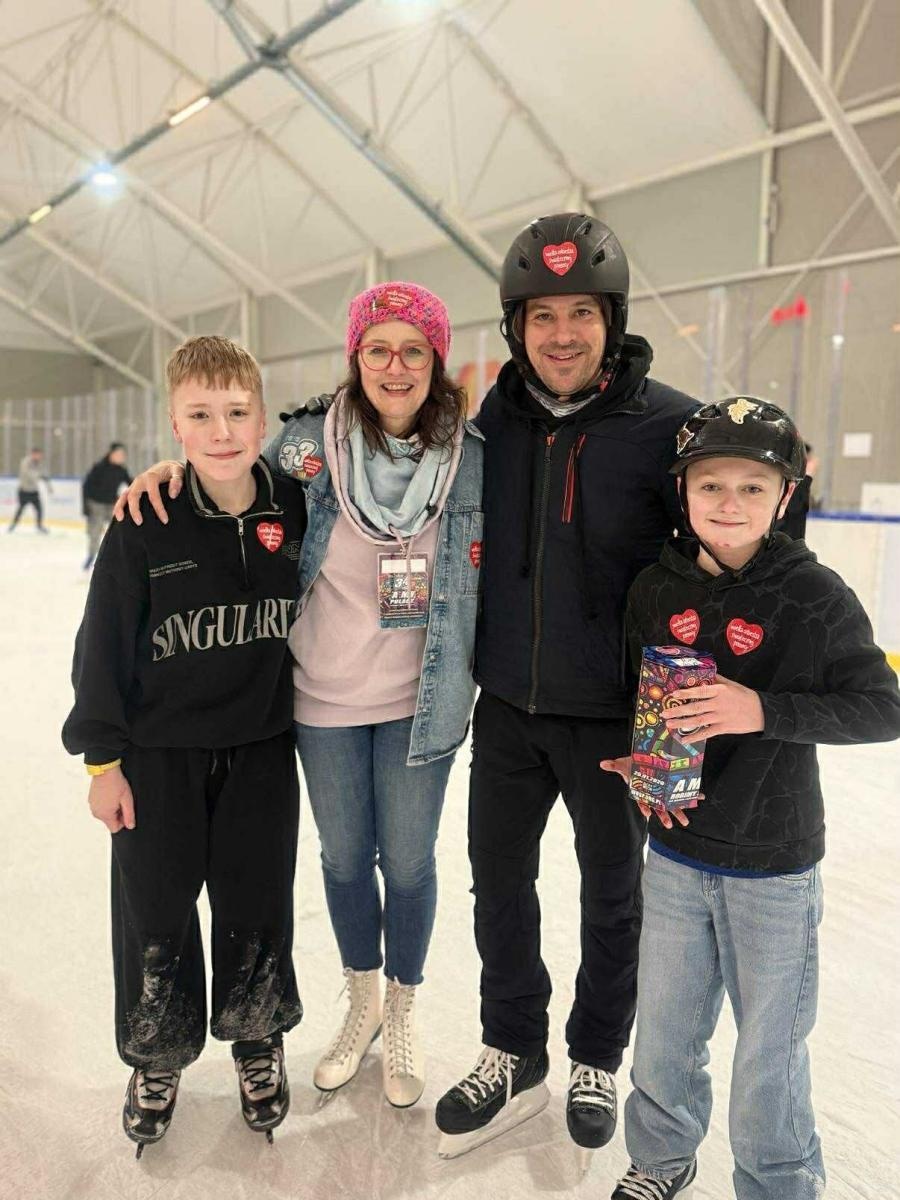 Zdjęcie w galerii na portalu naszraciborz.pl: Lodowe serce WOŚP na Piastorze. Wyjątkowy początek finału w Raciborzu wiadomości z regionu