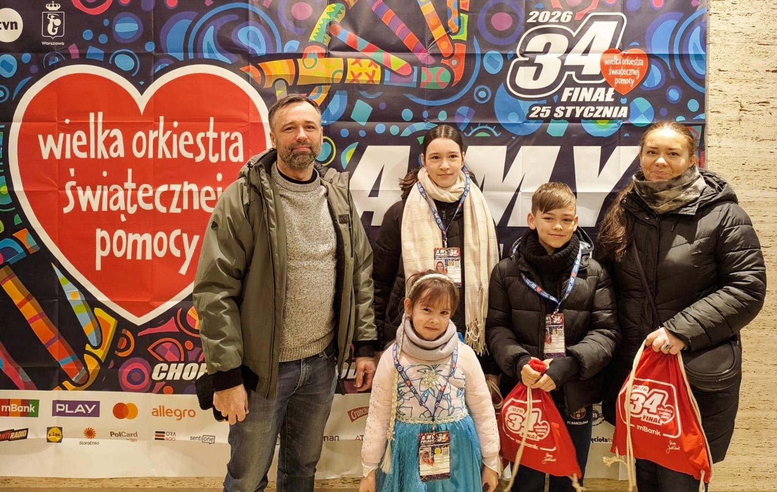 Zdjęcie w galerii na portalu naszraciborz.pl: 34. Finał WOŚP w Raciborzu - blisko 120 wolontariuszy i atrakcje na Rynku wiadomości z regionu