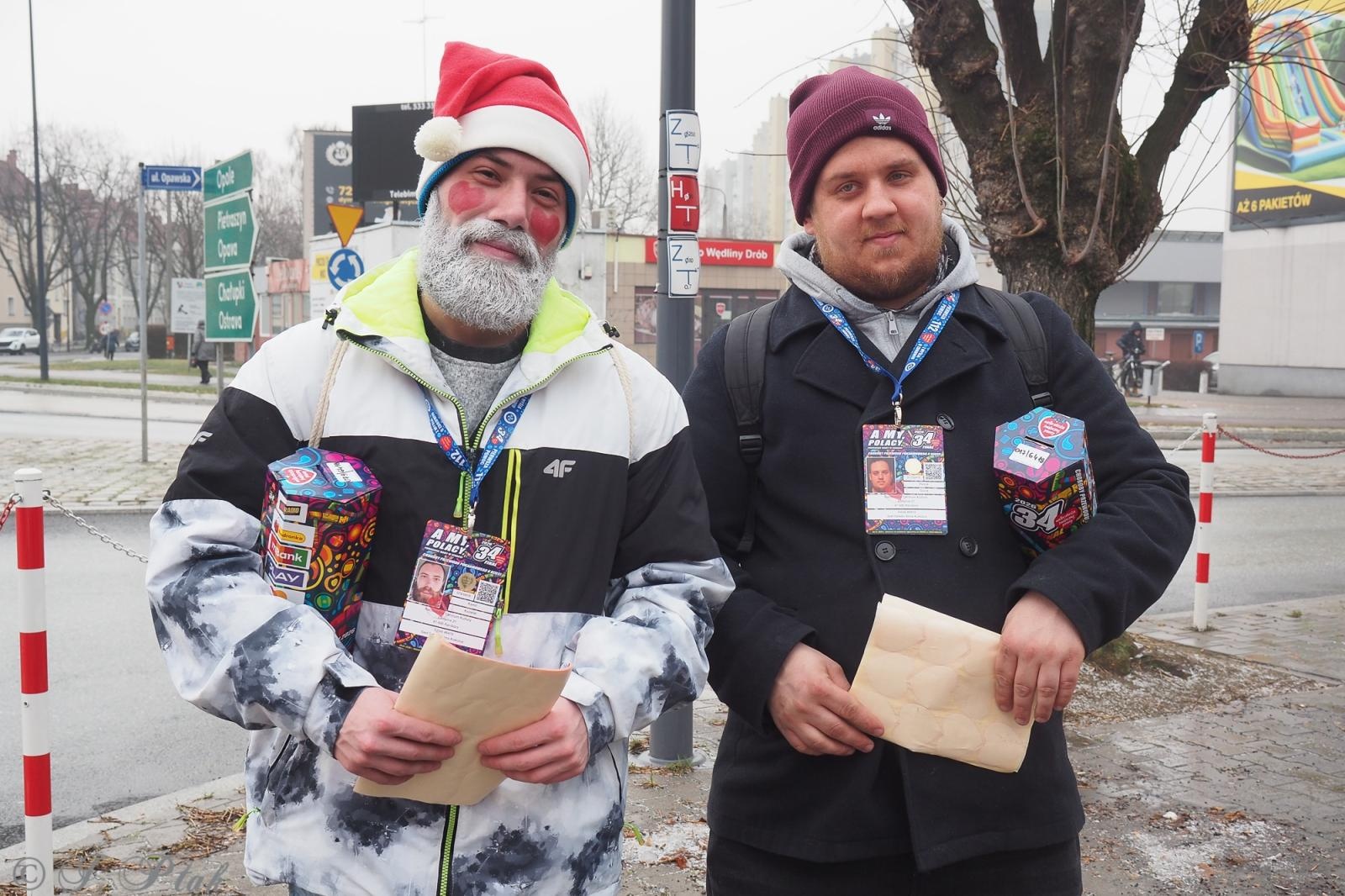 Zdjęcie w galerii na portalu naszraciborz.pl: 34. Finał WOŚP w Raciborzu - blisko 120 wolontariuszy i atrakcje na Rynku wiadomości z regionu