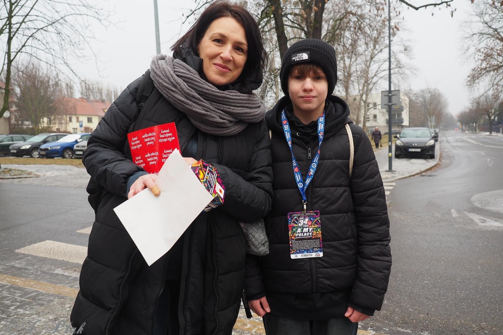 Zdjęcie w galerii na portalu naszraciborz.pl: 34. Finał WOŚP w Raciborzu - blisko 120 wolontariuszy i atrakcje na Rynku wiadomości z regionu