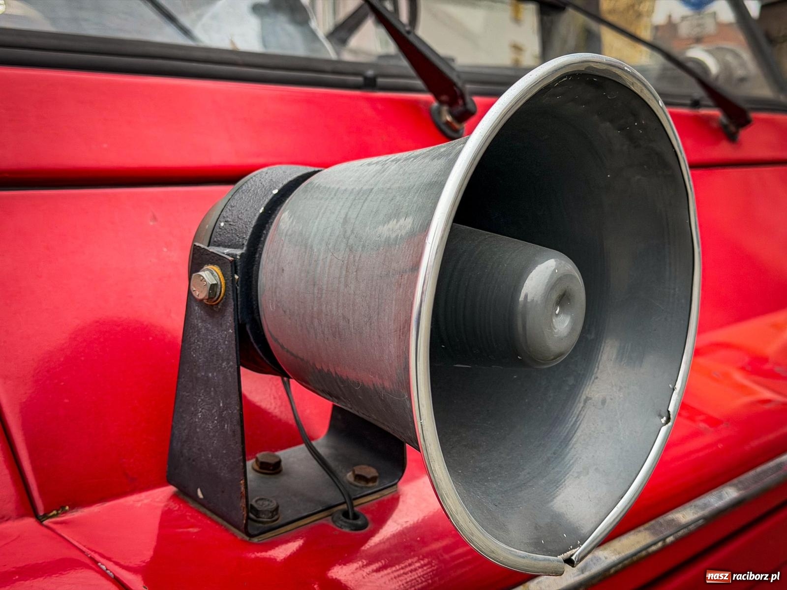 Zdjęcie w galerii na portalu naszraciborz.pl: Galowie, wojowie, mundurowi i dobrej jadło - raciborski finał WOŚP na Rynku wiadomości z regionu