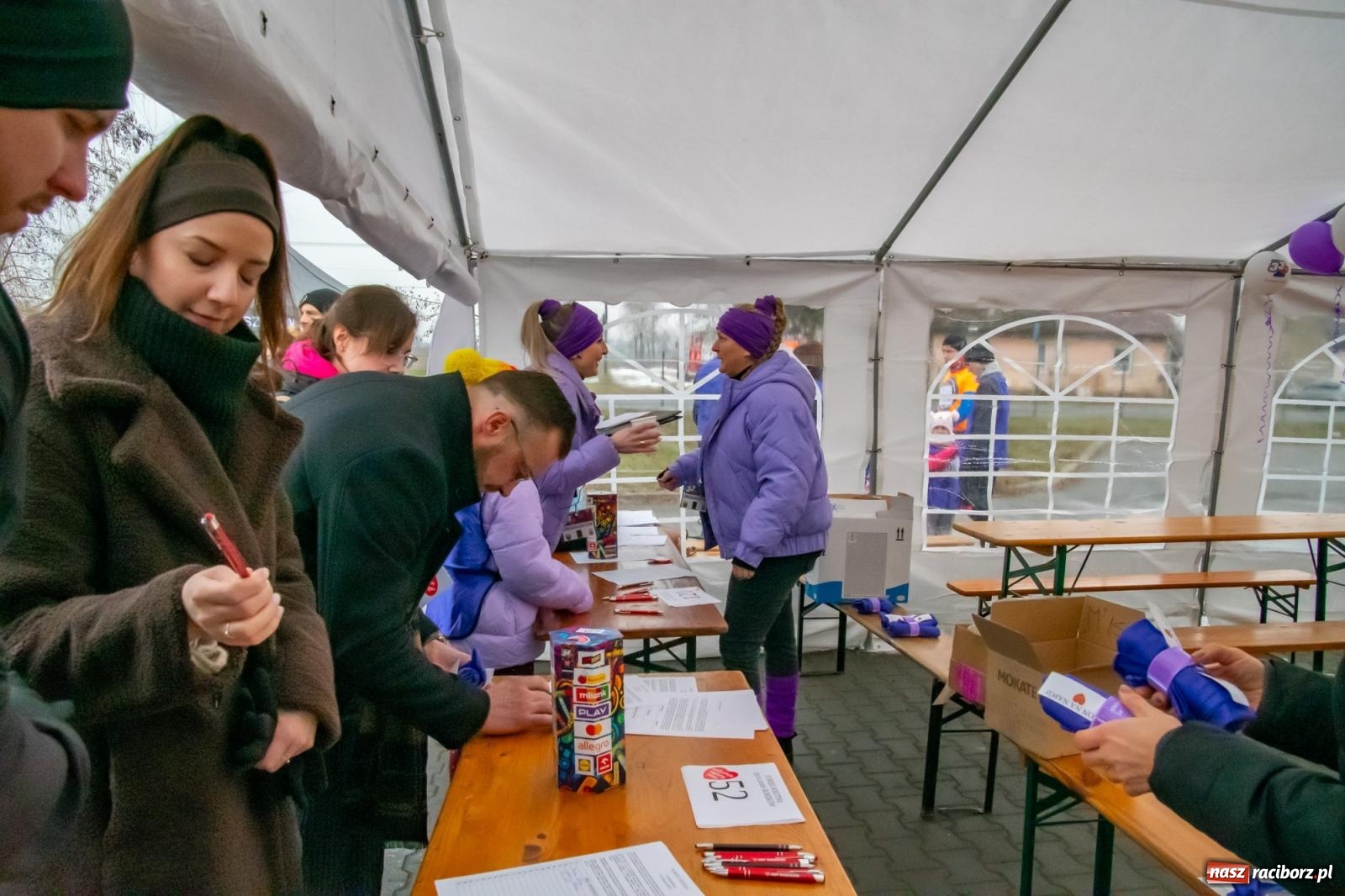 Zdjęcie w galerii na portalu naszraciborz.pl: II Bieg Sołtysa w Roszkowie na finał WOŚP pobił rekordy wiadomości z regionu