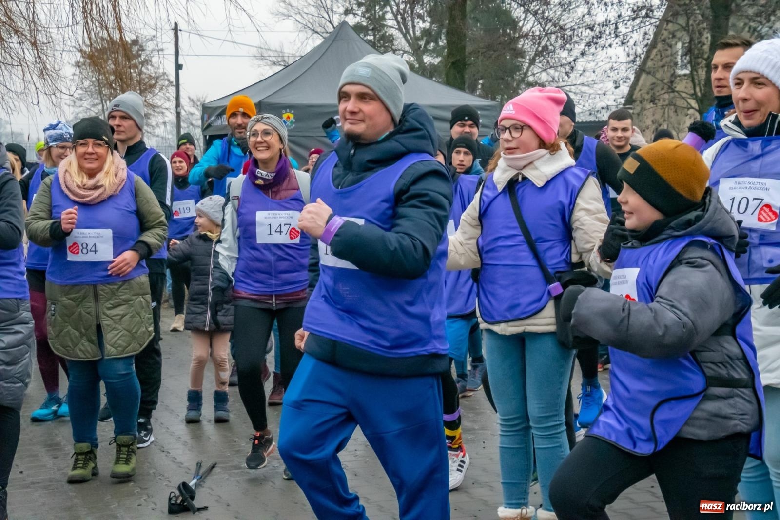 Zdjęcie w galerii na portalu naszraciborz.pl: II Bieg Sołtysa w Roszkowie na finał WOŚP pobił rekordy wiadomości z regionu