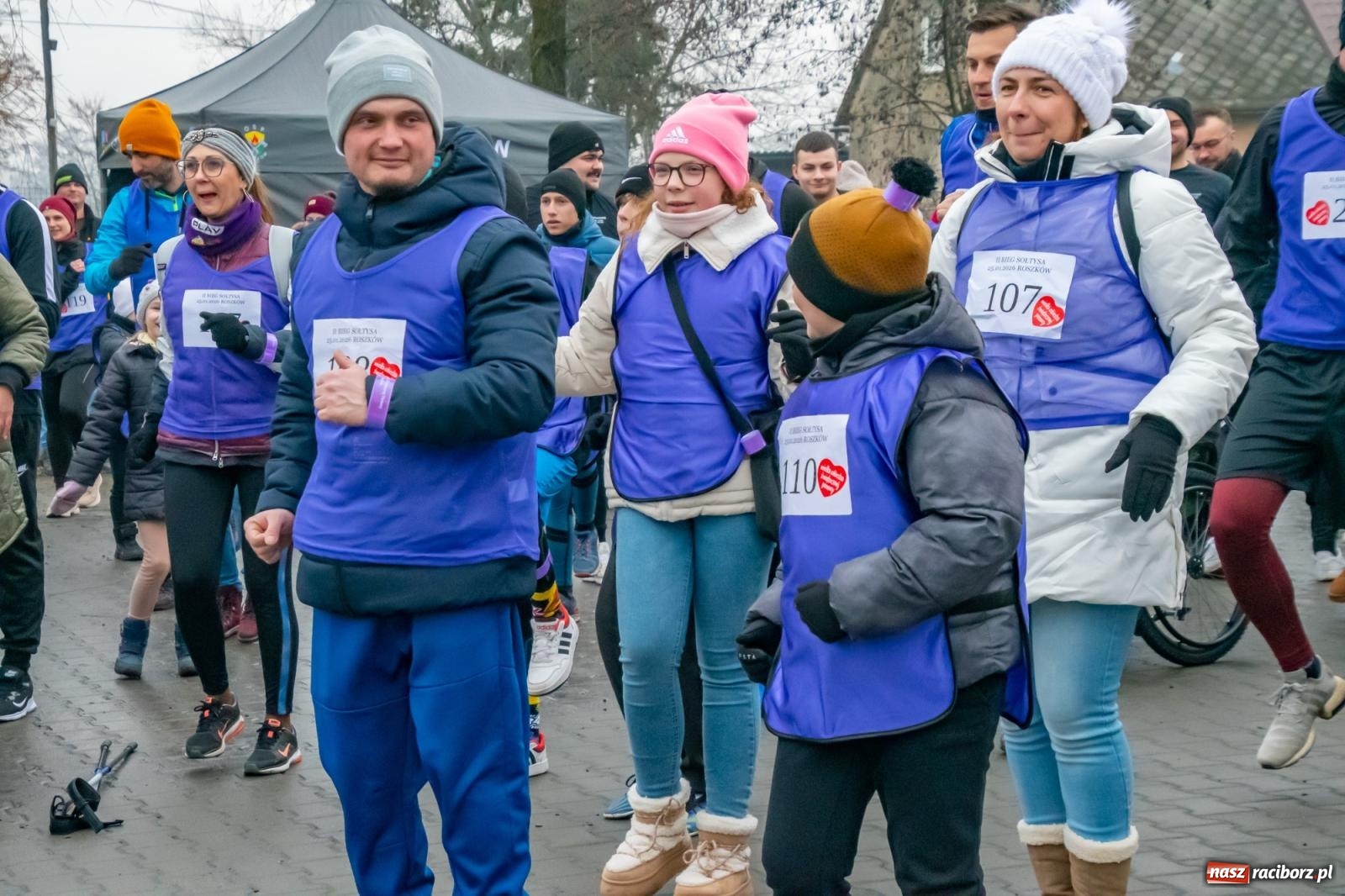 Zdjęcie w galerii na portalu naszraciborz.pl: II Bieg Sołtysa w Roszkowie na finał WOŚP pobił rekordy wiadomości z regionu