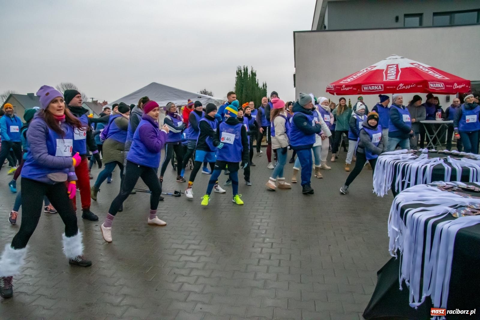 Zdjęcie w galerii na portalu naszraciborz.pl: II Bieg Sołtysa w Roszkowie na finał WOŚP pobił rekordy wiadomości z regionu
