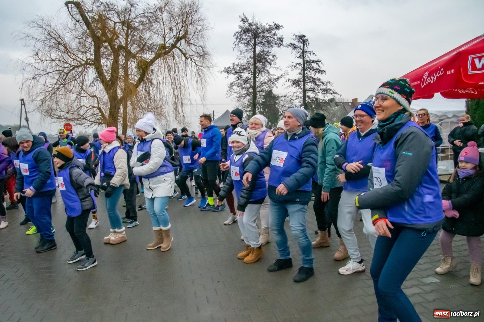 Zdjęcie w galerii na portalu naszraciborz.pl: II Bieg Sołtysa w Roszkowie na finał WOŚP pobił rekordy wiadomości z regionu