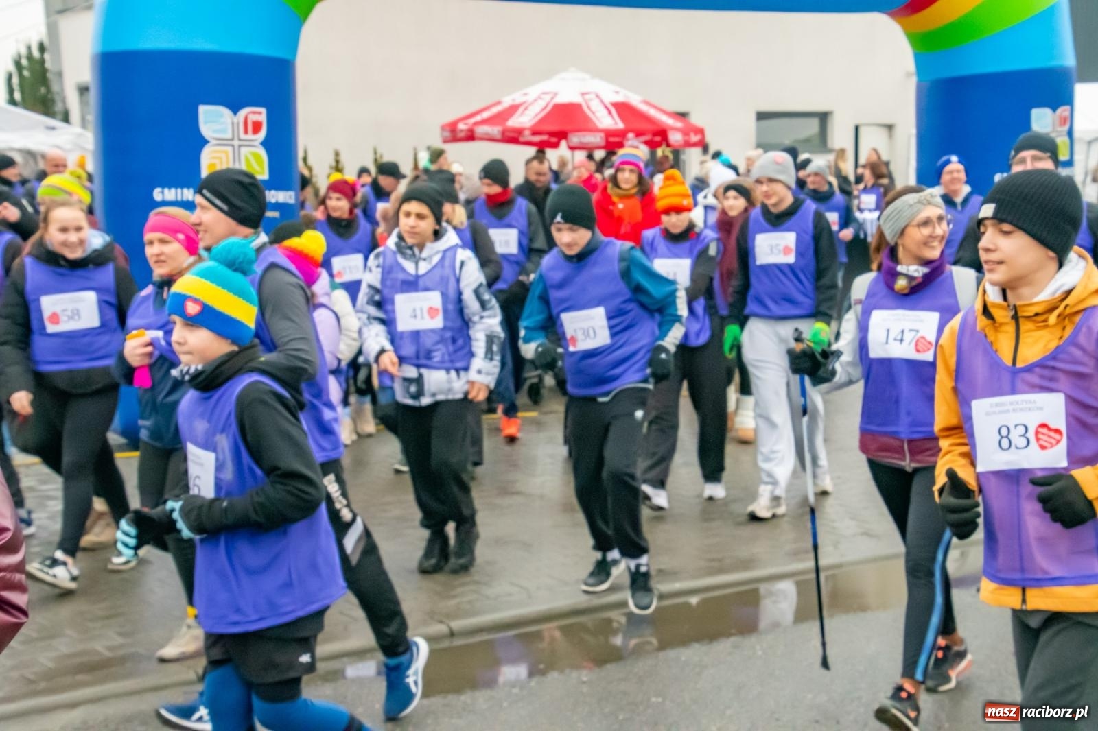 Zdjęcie w galerii na portalu naszraciborz.pl: II Bieg Sołtysa w Roszkowie na finał WOŚP pobił rekordy wiadomości z regionu