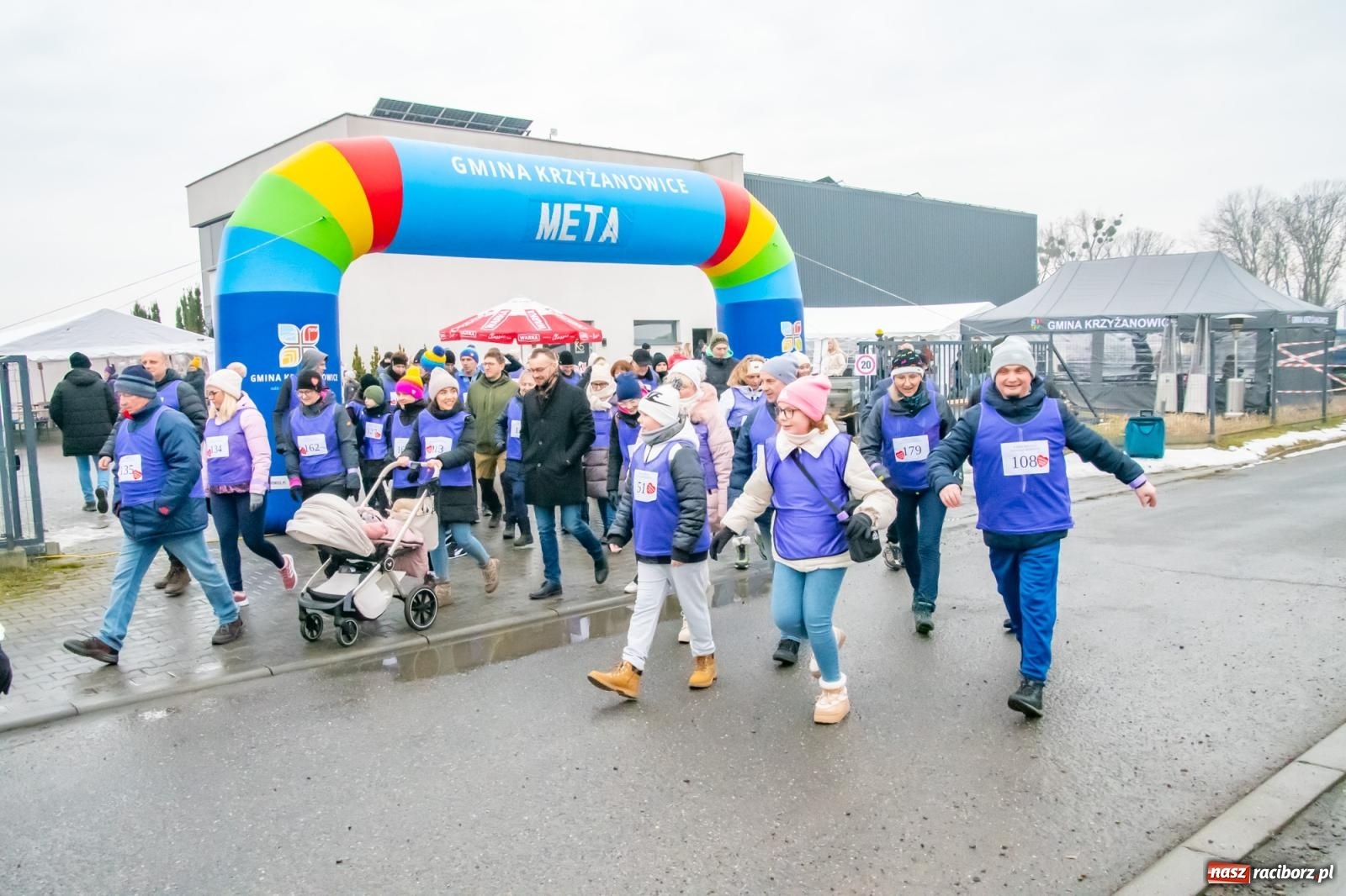 Zdjęcie w galerii na portalu naszraciborz.pl: II Bieg Sołtysa w Roszkowie na finał WOŚP pobił rekordy wiadomości z regionu
