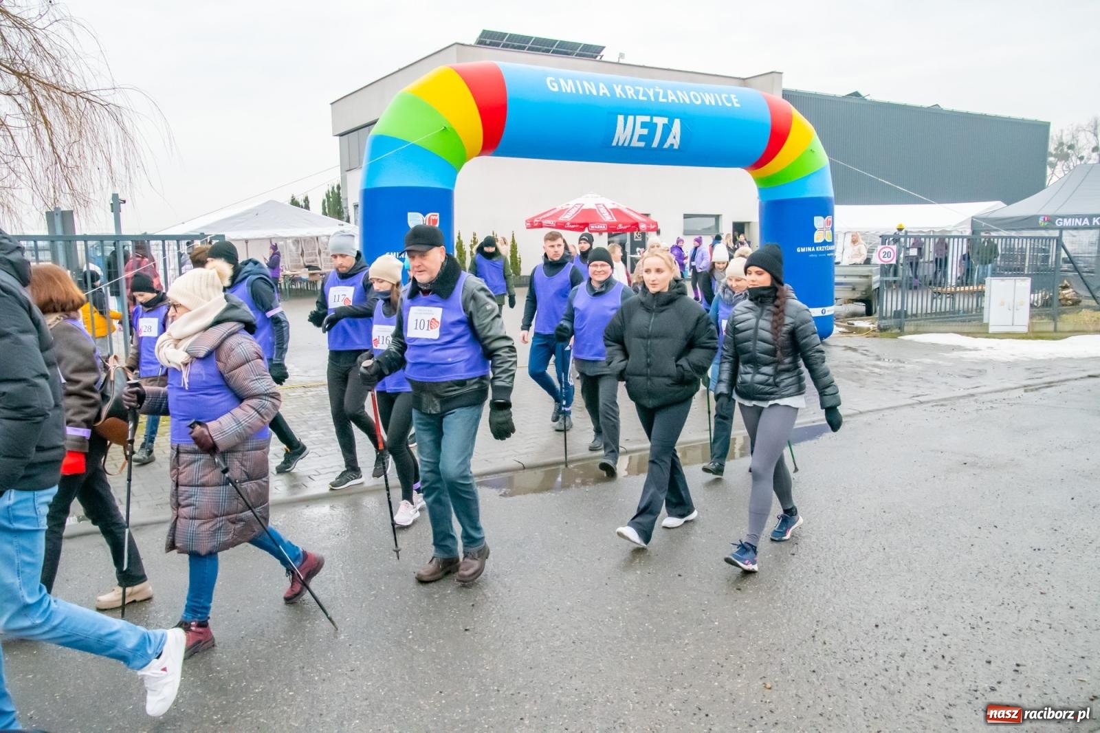 Zdjęcie w galerii na portalu naszraciborz.pl: II Bieg Sołtysa w Roszkowie na finał WOŚP pobił rekordy wiadomości z regionu