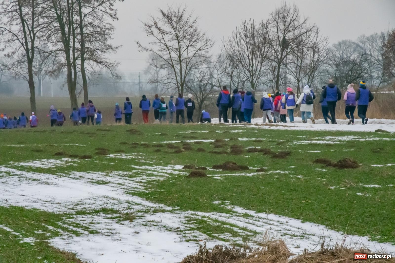 Zdjęcie w galerii na portalu naszraciborz.pl: II Bieg Sołtysa w Roszkowie na finał WOŚP pobił rekordy wiadomości z regionu