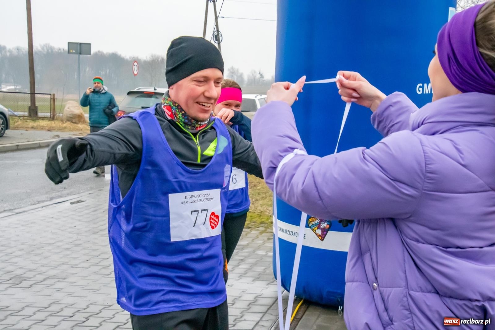 Zdjęcie w galerii na portalu naszraciborz.pl: II Bieg Sołtysa w Roszkowie na finał WOŚP pobił rekordy wiadomości z regionu