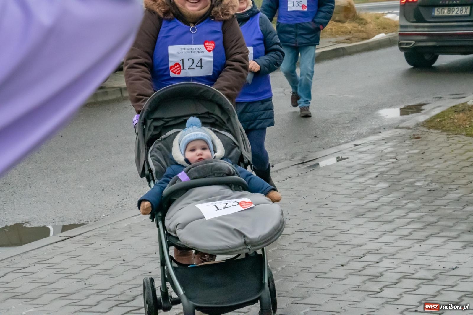 Zdjęcie w galerii na portalu naszraciborz.pl: II Bieg Sołtysa w Roszkowie na finał WOŚP pobił rekordy wiadomości z regionu