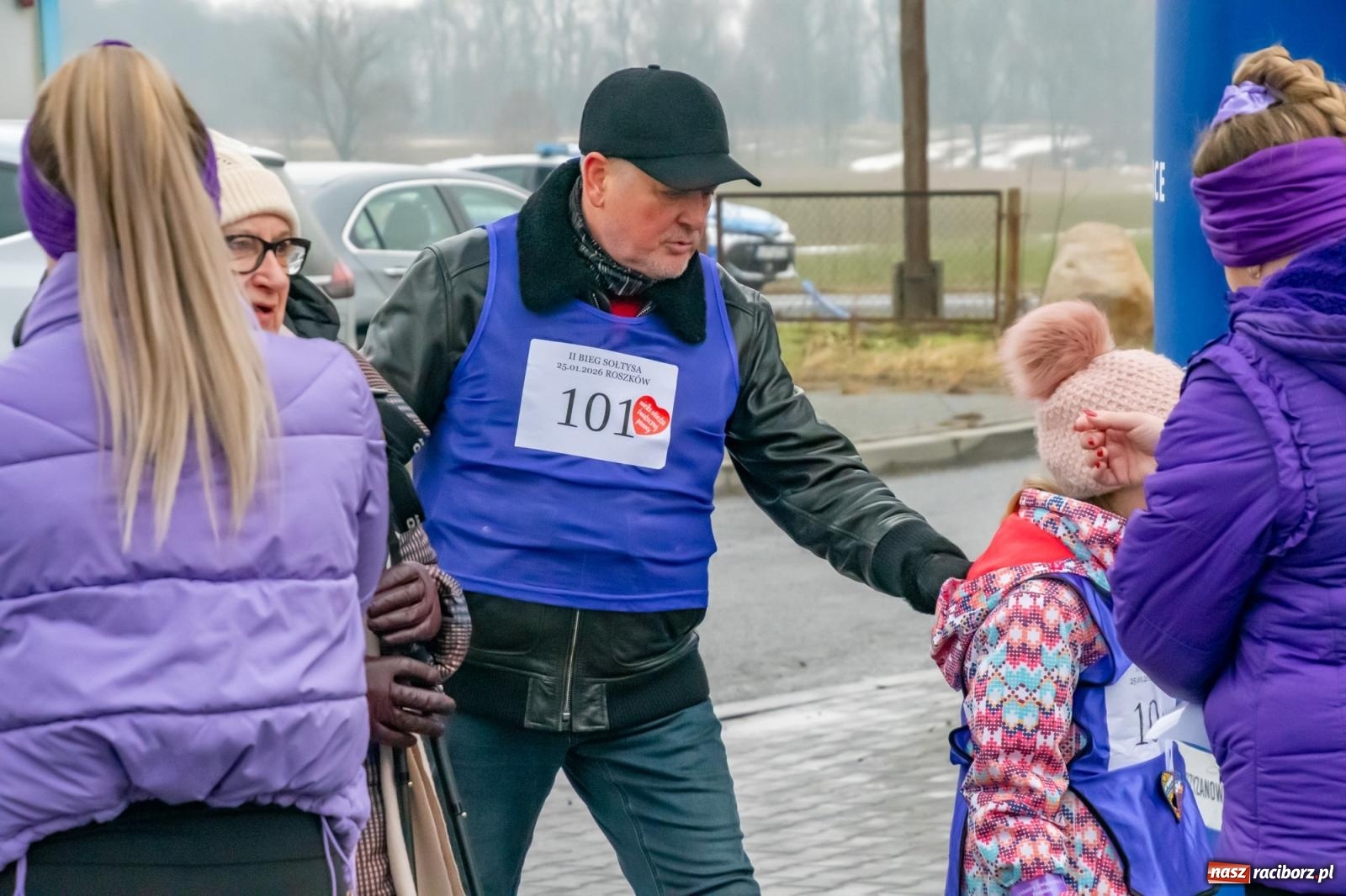Zdjęcie w galerii na portalu naszraciborz.pl: II Bieg Sołtysa w Roszkowie na finał WOŚP pobił rekordy wiadomości z regionu