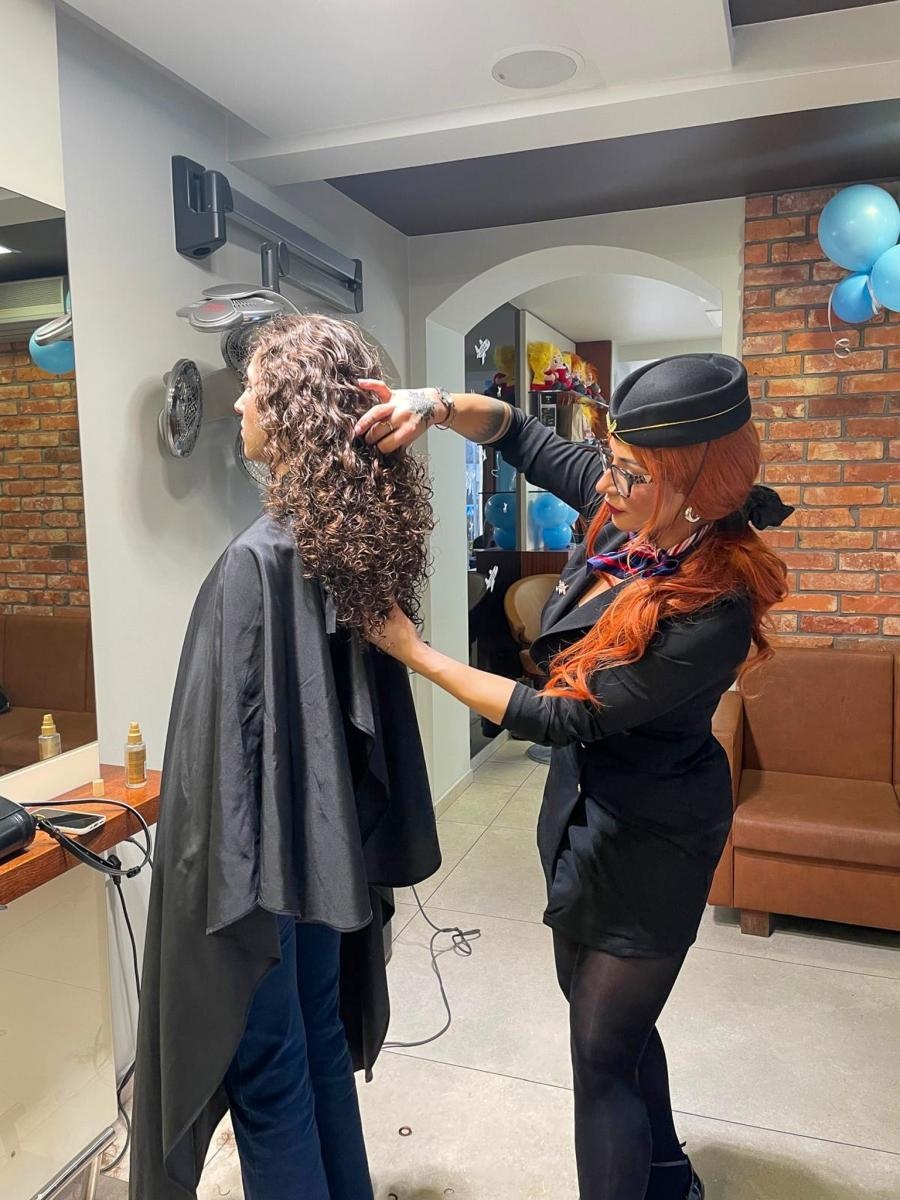 Zdjęcie w galerii na portalu naszraciborz.pl: Kolejna edycja WOŚP w Tworkowie. Salon Luiza znów zagrał z Orkiestrą wiadomości z regionu