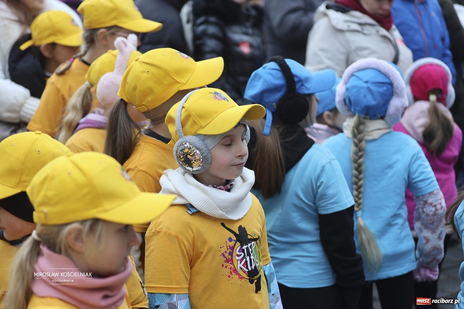 Zdjęcie w galerii na portalu naszraciborz.pl: Rock, ogień, Zumba i licytacje – tak przebiegł finał WOŚP na raciborskim Rynku [FOTO i WIDEO] wiadomości z regionu