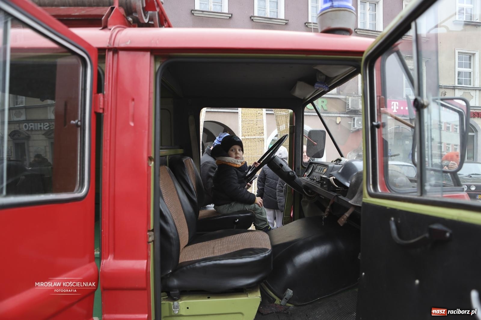 Zdjęcie w galerii na portalu naszraciborz.pl: Rock, ogień, Zumba i licytacje – tak przebiegł finał WOŚP na raciborskim Rynku [FOTO i WIDEO] wiadomości z regionu