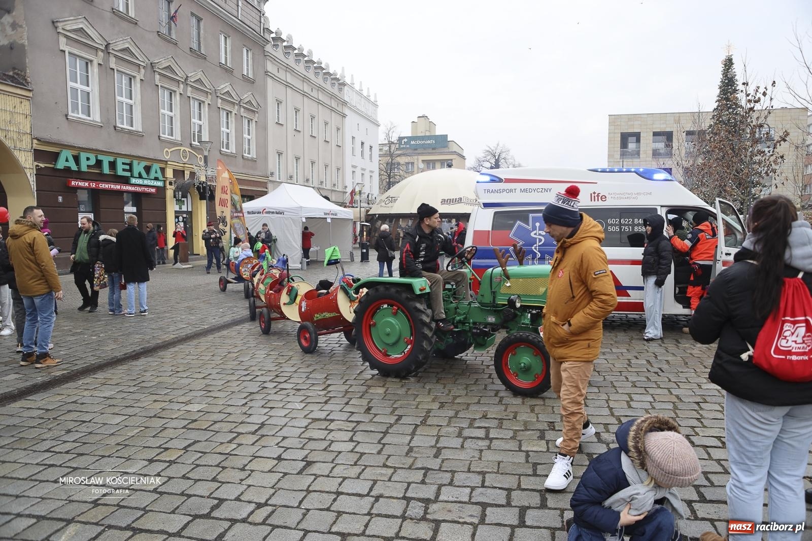 Zdjęcie w galerii na portalu naszraciborz.pl: Rock, ogień, Zumba i licytacje – tak przebiegł finał WOŚP na raciborskim Rynku [FOTO i WIDEO] wiadomości z regionu
