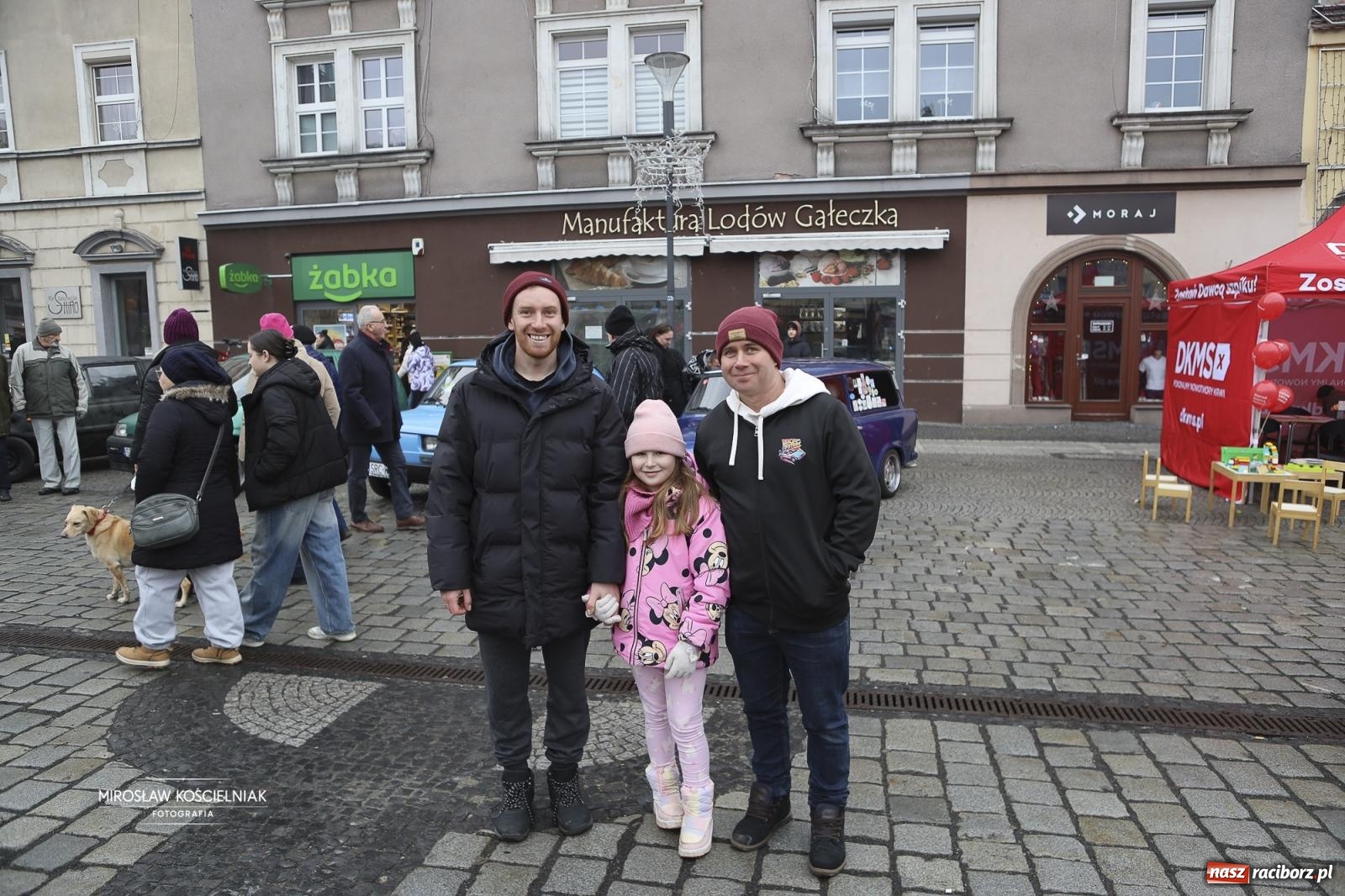 Zdjęcie w galerii na portalu naszraciborz.pl: Rock, ogień, Zumba i licytacje – tak przebiegł finał WOŚP na raciborskim Rynku [FOTO i WIDEO] wiadomości z regionu