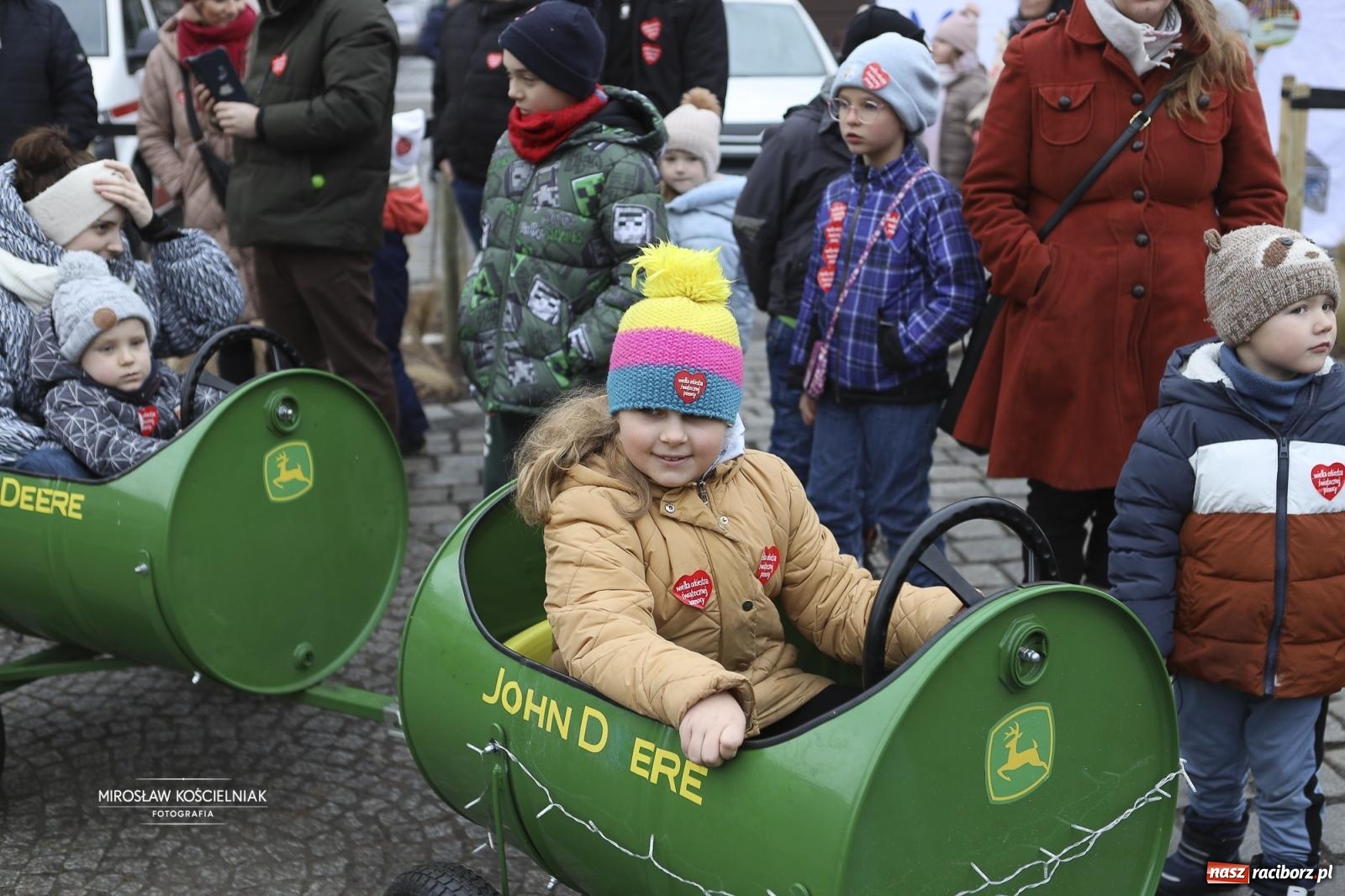 Zdjęcie w galerii na portalu naszraciborz.pl: Rock, ogień, Zumba i licytacje – tak przebiegł finał WOŚP na raciborskim Rynku [FOTO i WIDEO] wiadomości z regionu