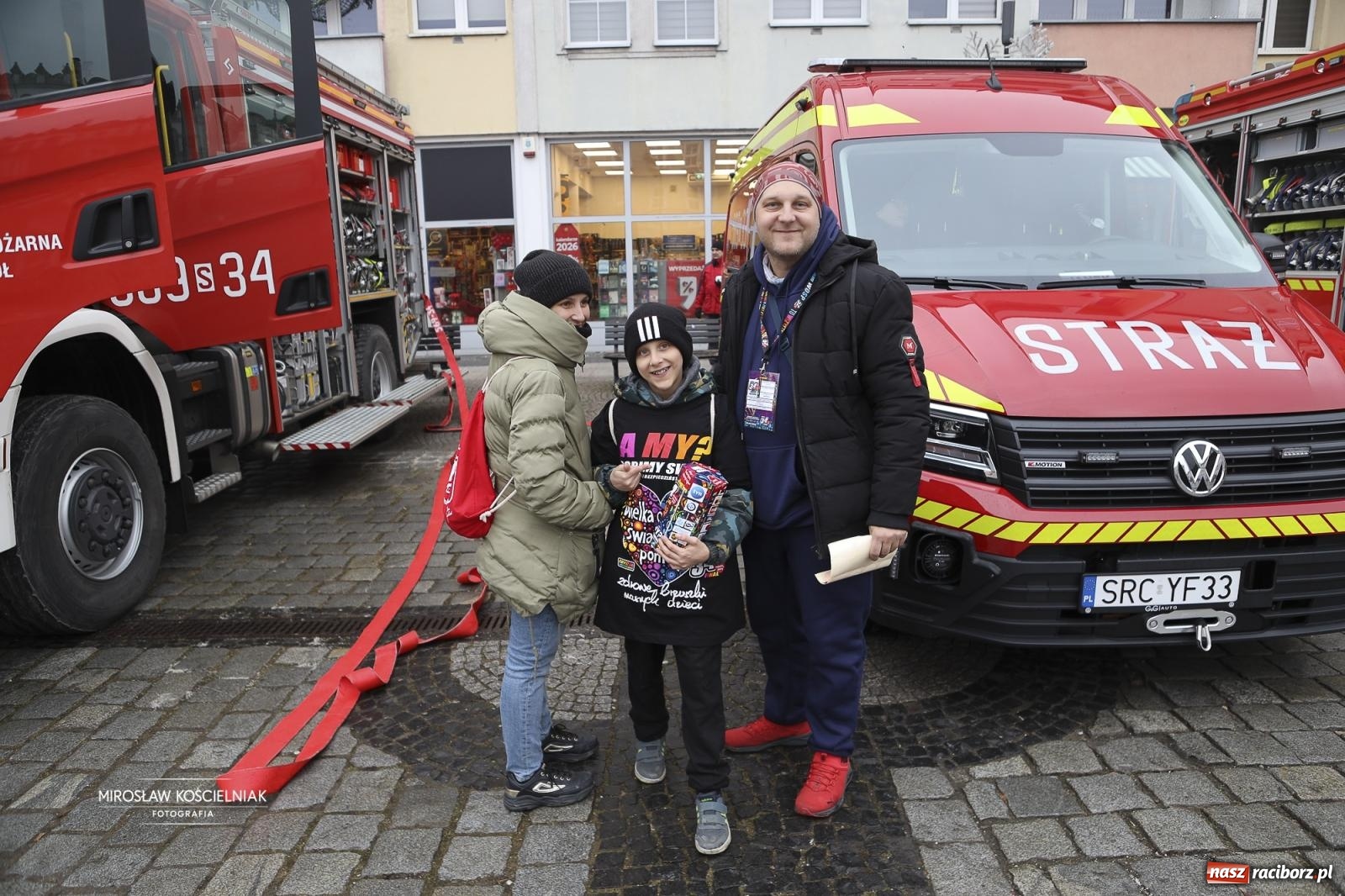 Zdjęcie w galerii na portalu naszraciborz.pl: Rock, ogień, Zumba i licytacje – tak przebiegł finał WOŚP na raciborskim Rynku [FOTO i WIDEO] wiadomości z regionu