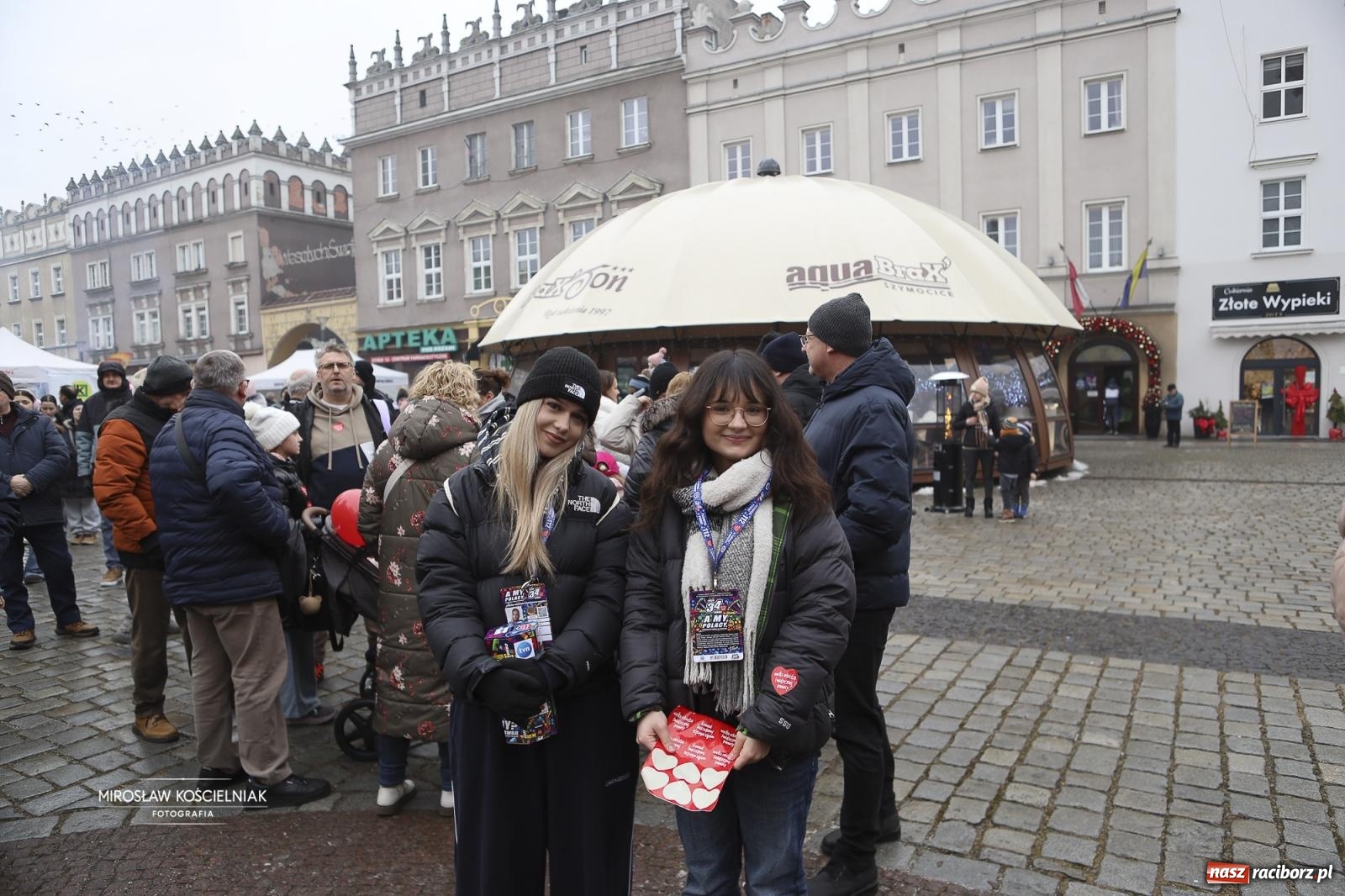 Zdjęcie w galerii na portalu naszraciborz.pl: Rock, ogień, Zumba i licytacje – tak przebiegł finał WOŚP na raciborskim Rynku [FOTO i WIDEO] wiadomości z regionu