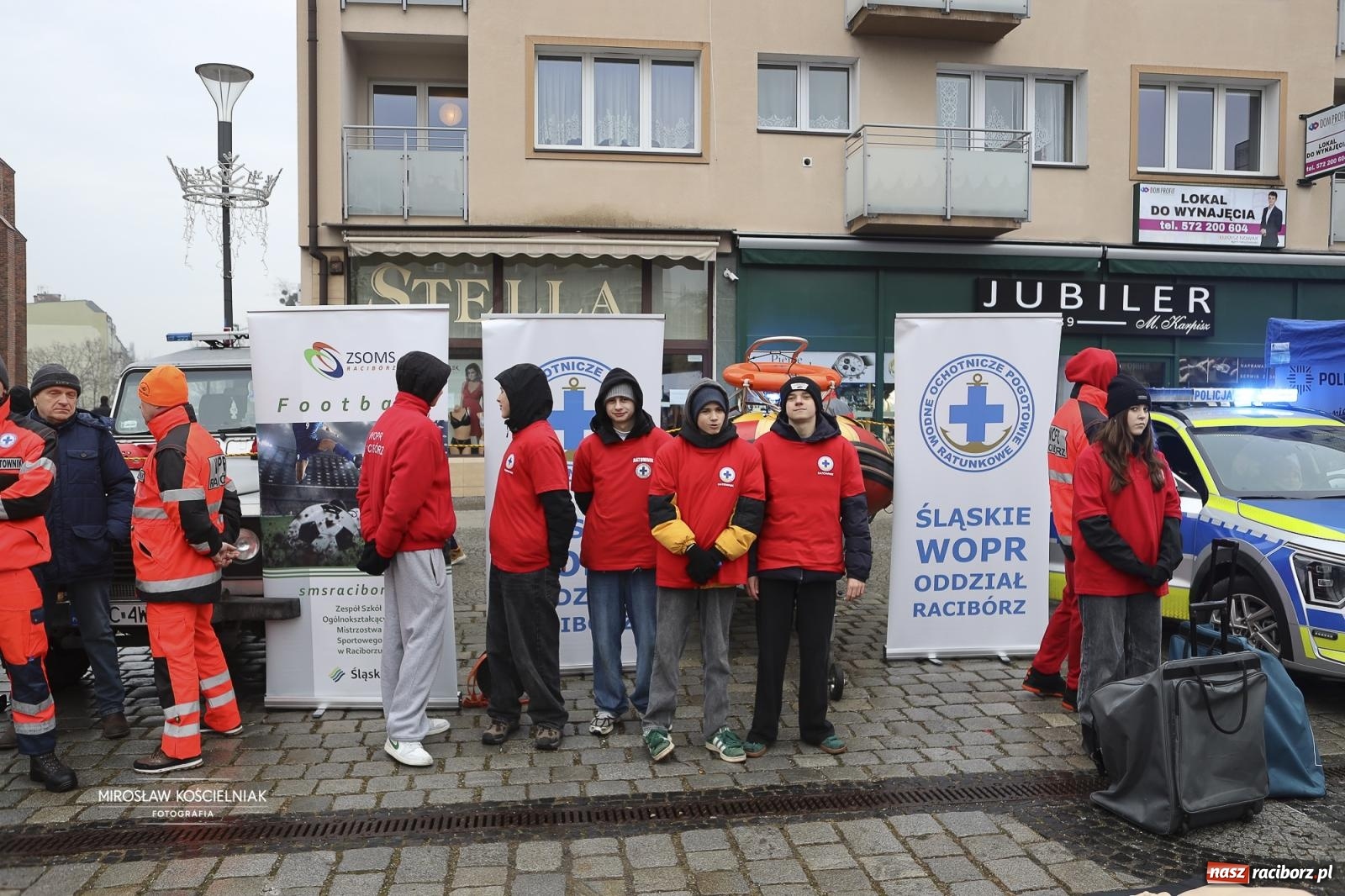 Zdjęcie w galerii na portalu naszraciborz.pl: Rock, ogień, Zumba i licytacje – tak przebiegł finał WOŚP na raciborskim Rynku [FOTO i WIDEO] wiadomości z regionu
