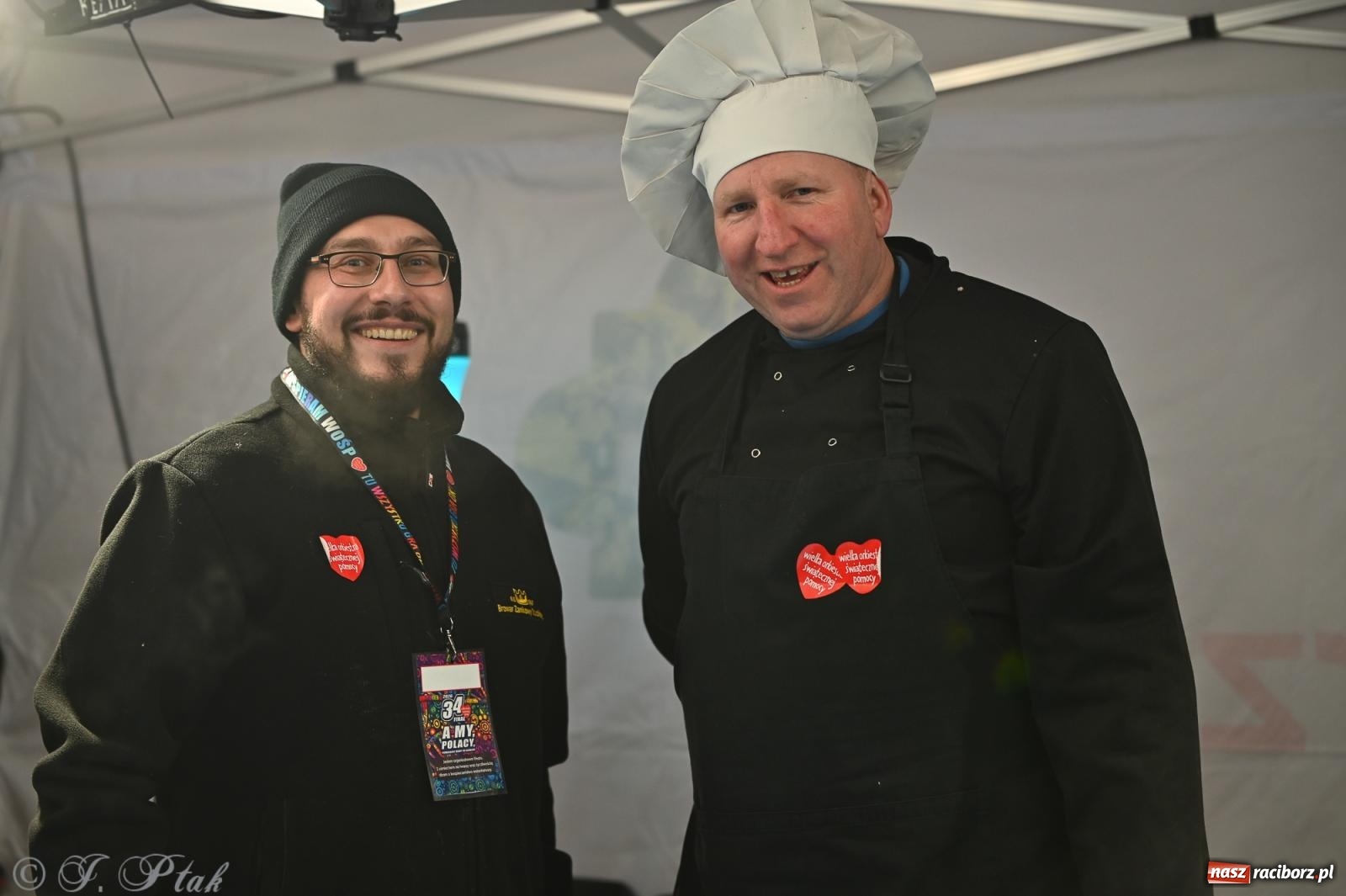 Zdjęcie w galerii na portalu naszraciborz.pl: Rock, ogień, Zumba i licytacje – tak przebiegł finał WOŚP na raciborskim Rynku [FOTO i WIDEO] wiadomości z regionu