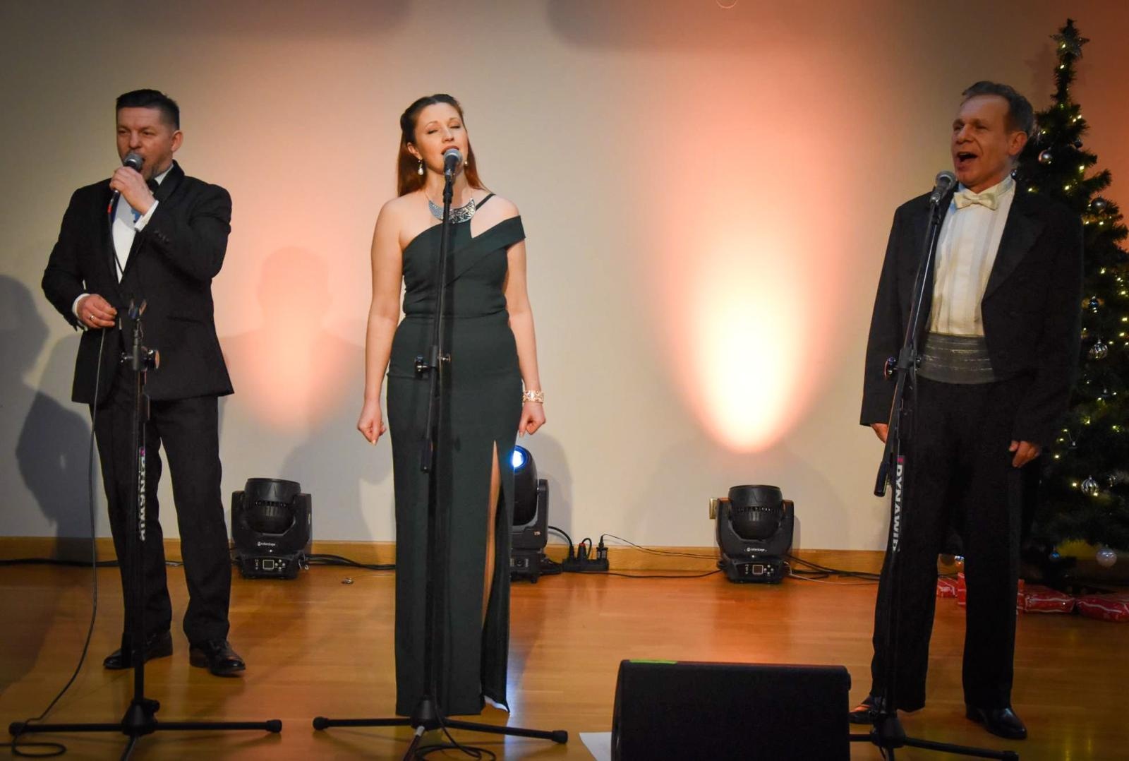 Zdjęcie w galerii na portalu naszraciborz.pl: Powiatowa Gala Operetkowa na Zamku Piastowskim [FOTO i WIDEO] wiadomości z regionu