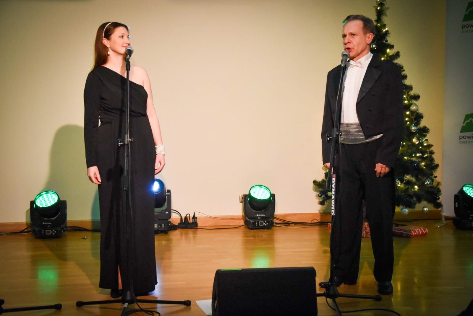 Zdjęcie w galerii na portalu naszraciborz.pl: Powiatowa Gala Operetkowa na Zamku Piastowskim [FOTO i WIDEO] wiadomości z regionu