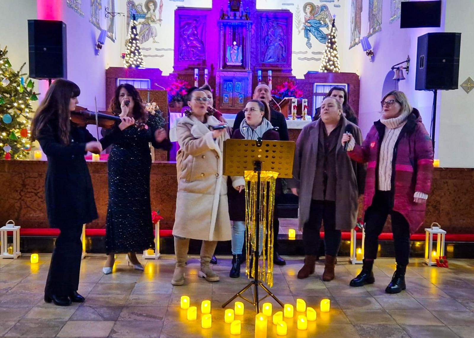 Zdjęcie w galerii na portalu naszraciborz.pl: 34. Finał Wielkiej Orkiestry Świątecznej Pomocy w gminie Krzanowice. Rekordowa zbiórka i ogromne zaangażowanie mieszkańców wiadomości z regionu