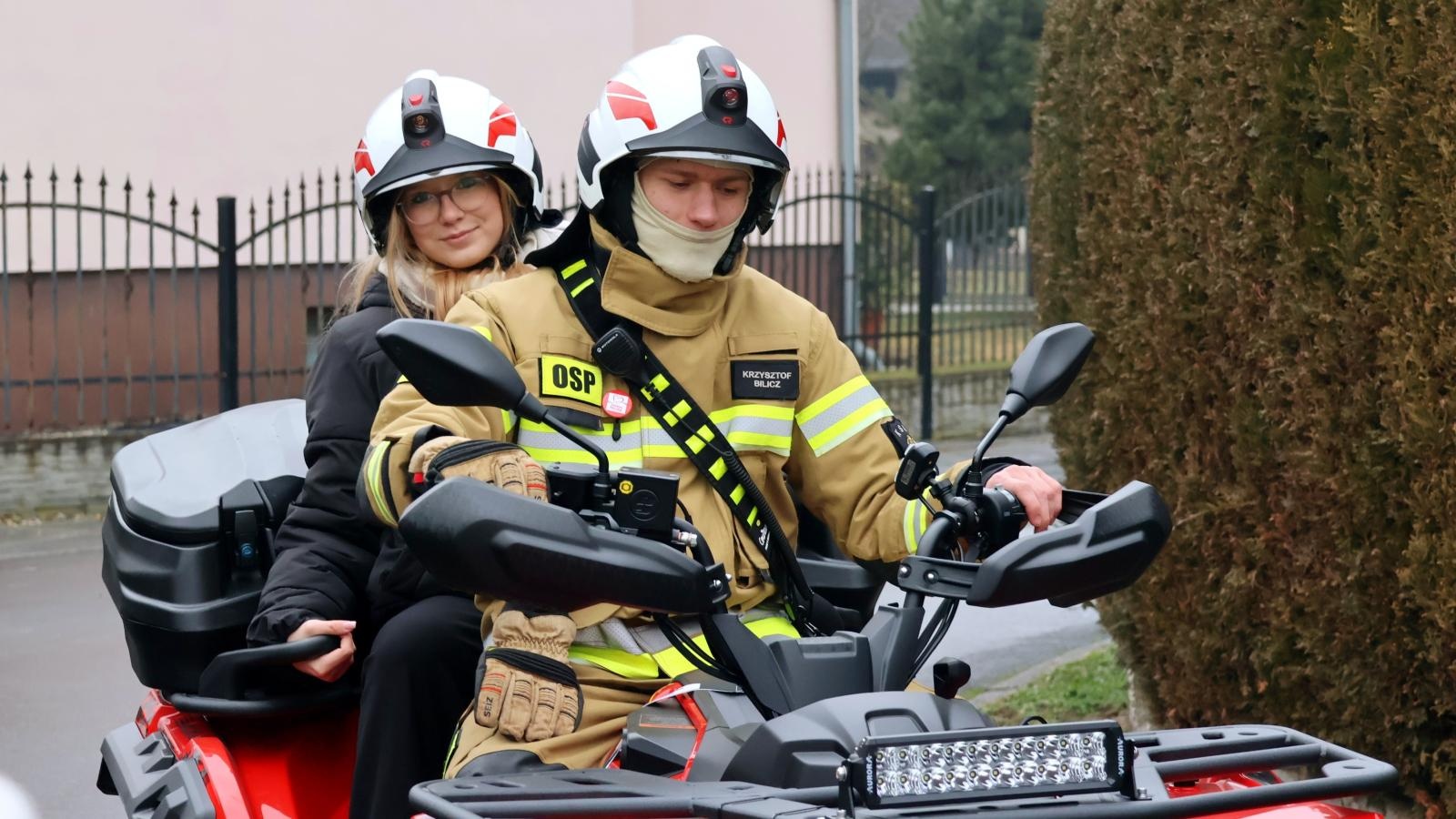 Zdjęcie w galerii na portalu naszraciborz.pl: 34. Finał Wielkiej Orkiestry Świątecznej Pomocy w gminie Krzanowice. Rekordowa zbiórka i ogromne zaangażowanie mieszkańców wiadomości z regionu