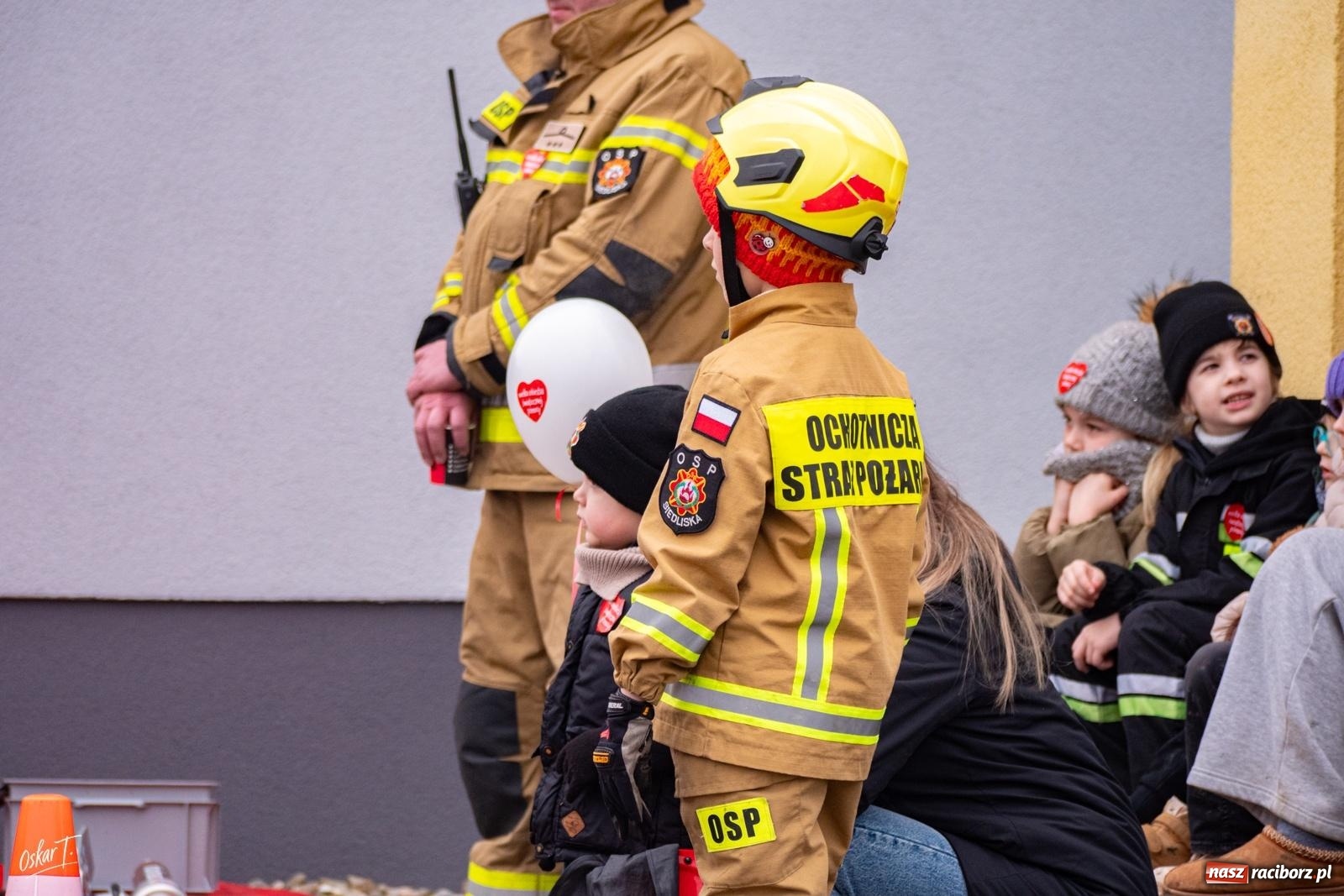 Zdjęcie w galerii na portalu naszraciborz.pl: Trzy OSP razem. Pokazy ratownictwa technicznego podczas finału WOŚP wiadomości z regionu