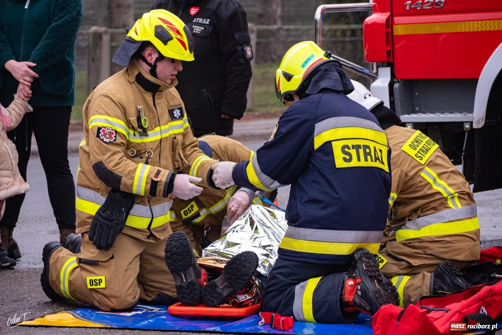 Zdjęcie w galerii na portalu naszraciborz.pl: Trzy OSP razem. Pokazy ratownictwa technicznego podczas finału WOŚP wiadomości z regionu