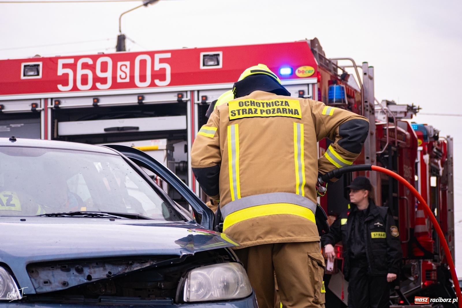 Zdjęcie w galerii na portalu naszraciborz.pl: Trzy OSP razem. Pokazy ratownictwa technicznego podczas finału WOŚP wiadomości z regionu