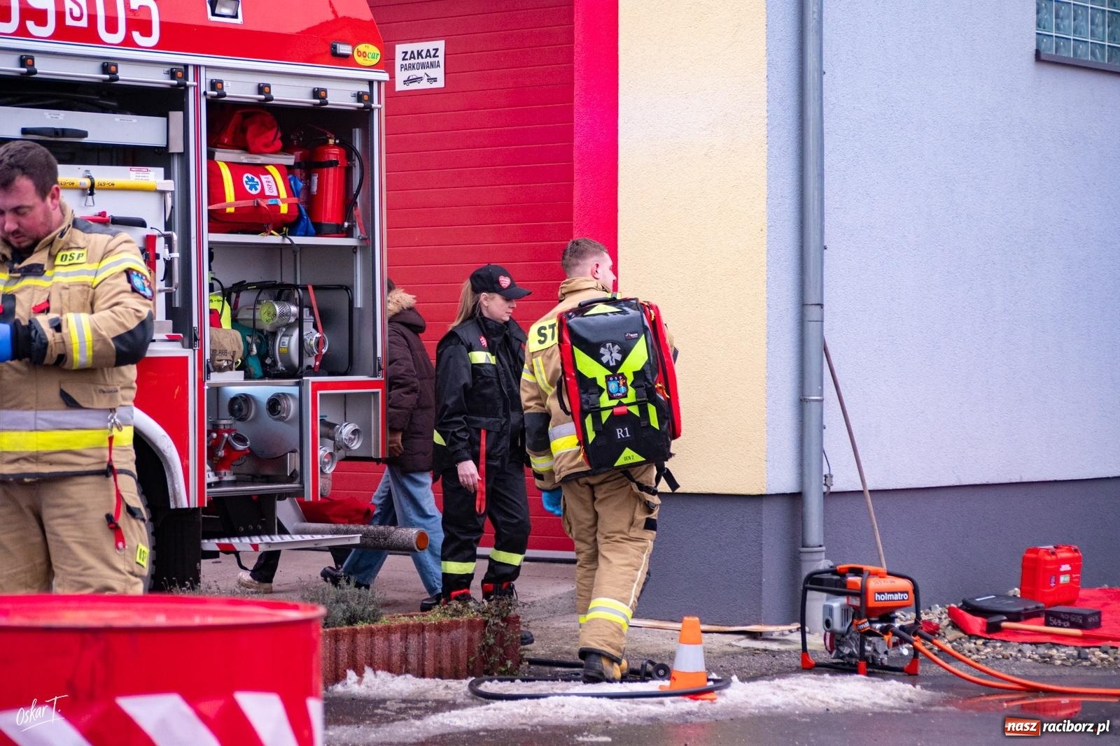 Zdjęcie w galerii na portalu naszraciborz.pl: Trzy OSP razem. Pokazy ratownictwa technicznego podczas finału WOŚP wiadomości z regionu
