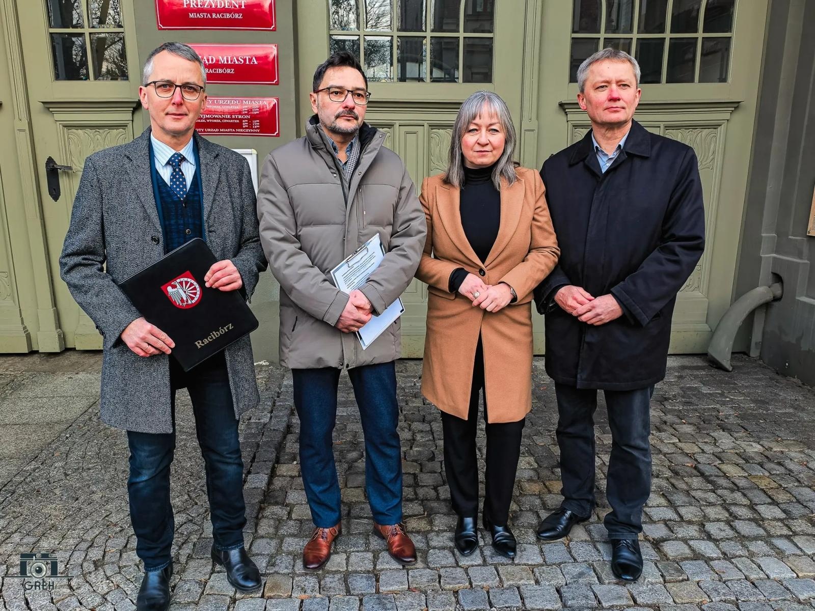 Zdjęcie w galerii na portalu naszraciborz.pl: Dariusz Polowy: Podejmiemy działania by uchronić oświatę przed błędami prezydenta Wojciechowicza [WIDEO] wiadomości z regionu