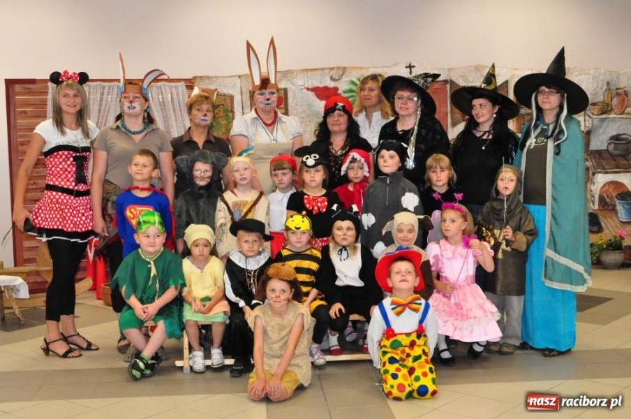 Zdjęcie w galerii na portalu naszraciborz.pl: Bajkowe spotkanie w Pietrowicach wiadomości z regionu