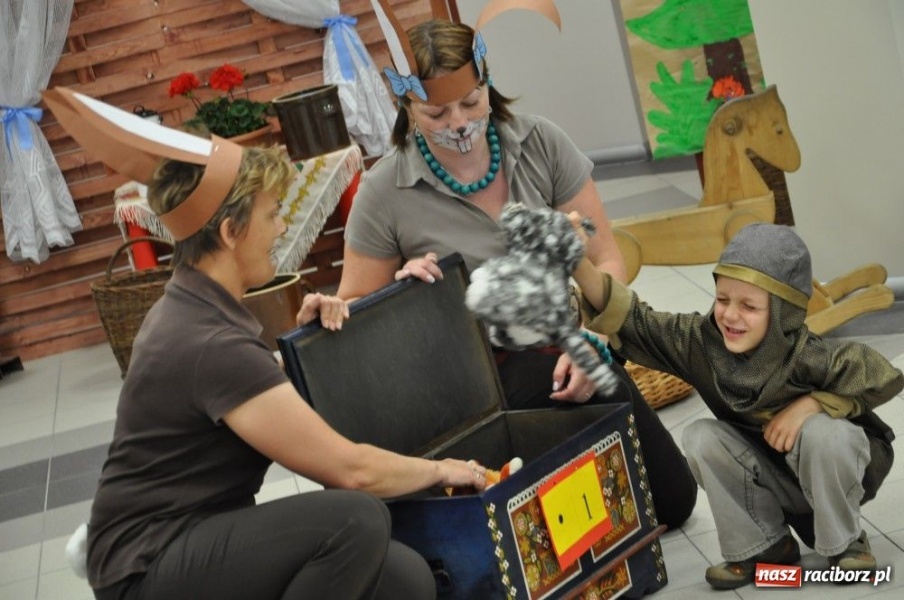 Zdjęcie w galerii na portalu naszraciborz.pl: Bajkowe spotkanie w Pietrowicach wiadomości z regionu